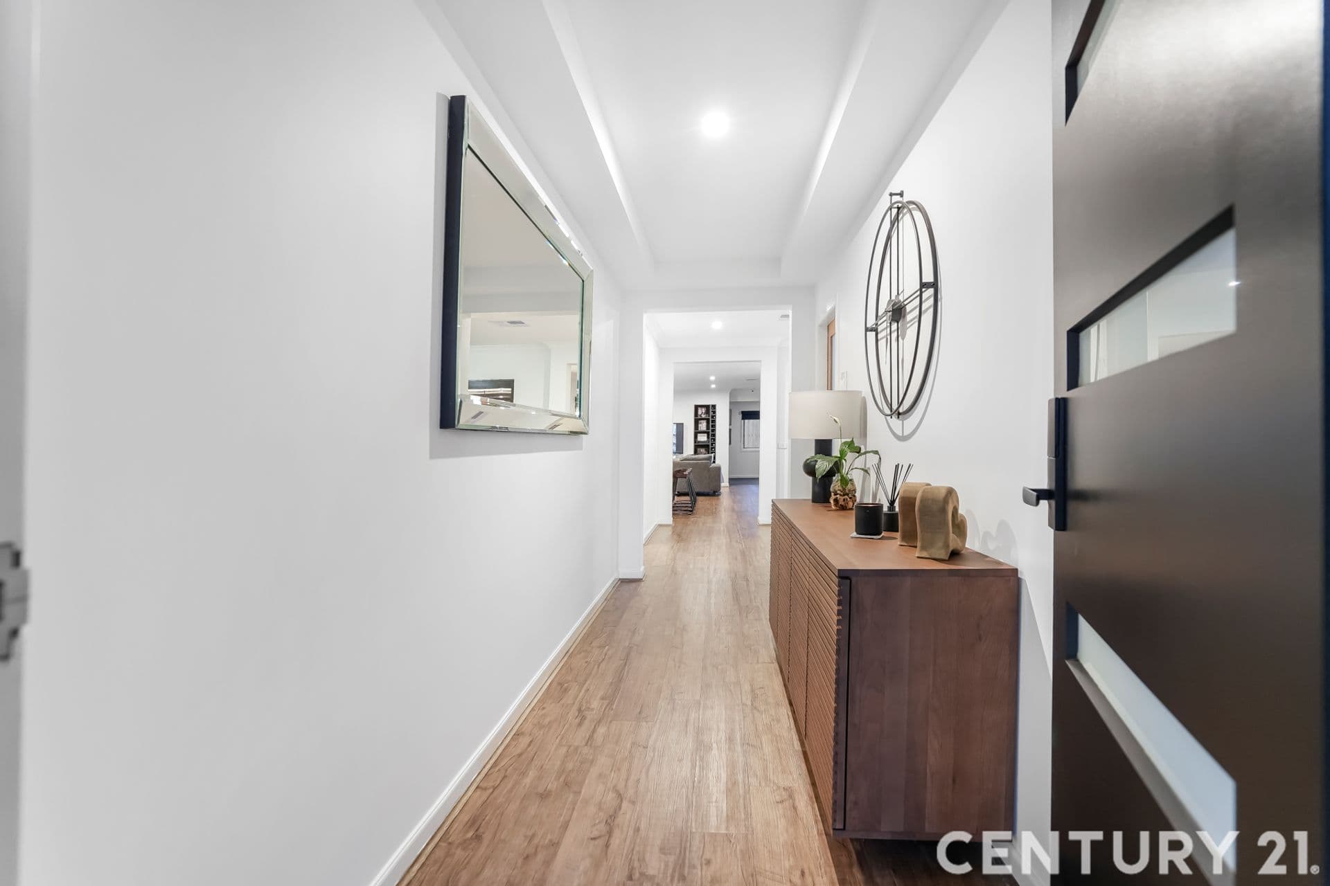 Suite 4 241-244 Caroline Springs Blvd, Caroline Springs, VIC, 3023, Taylors Hill - Thumbnail 2