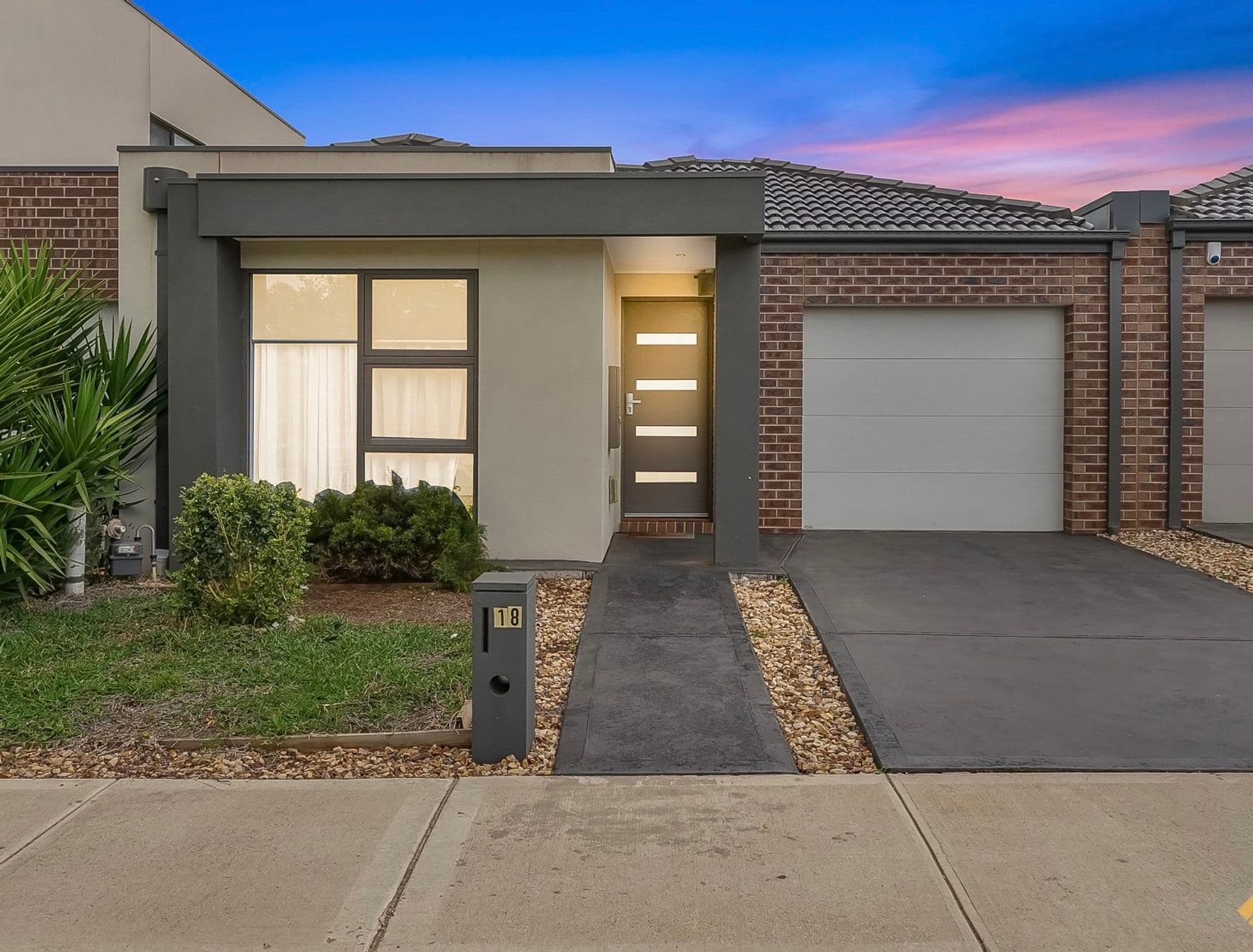 Suite 4 241-244 Caroline Springs Blvd, Caroline Springs, VIC, 3023, Fraser Rise - Image 1