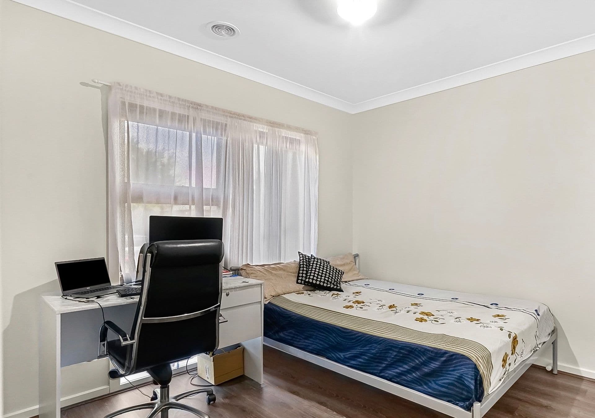 Suite 4 241-244 Caroline Springs Blvd, Caroline Springs, VIC, 3023, Fraser Rise - Thumbnail 3