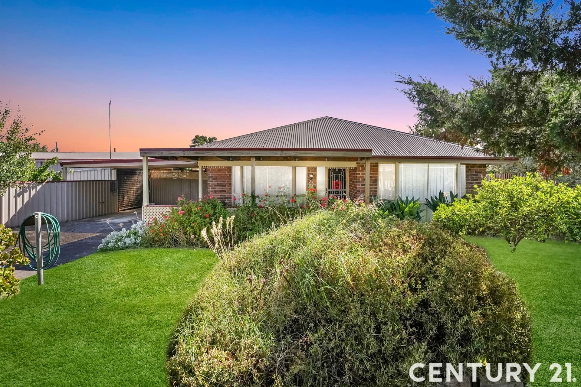 Suite 4 241-244 Caroline Springs Blvd, Caroline Springs, VIC, 3023, Taylors Lakes - Thumbnail 2