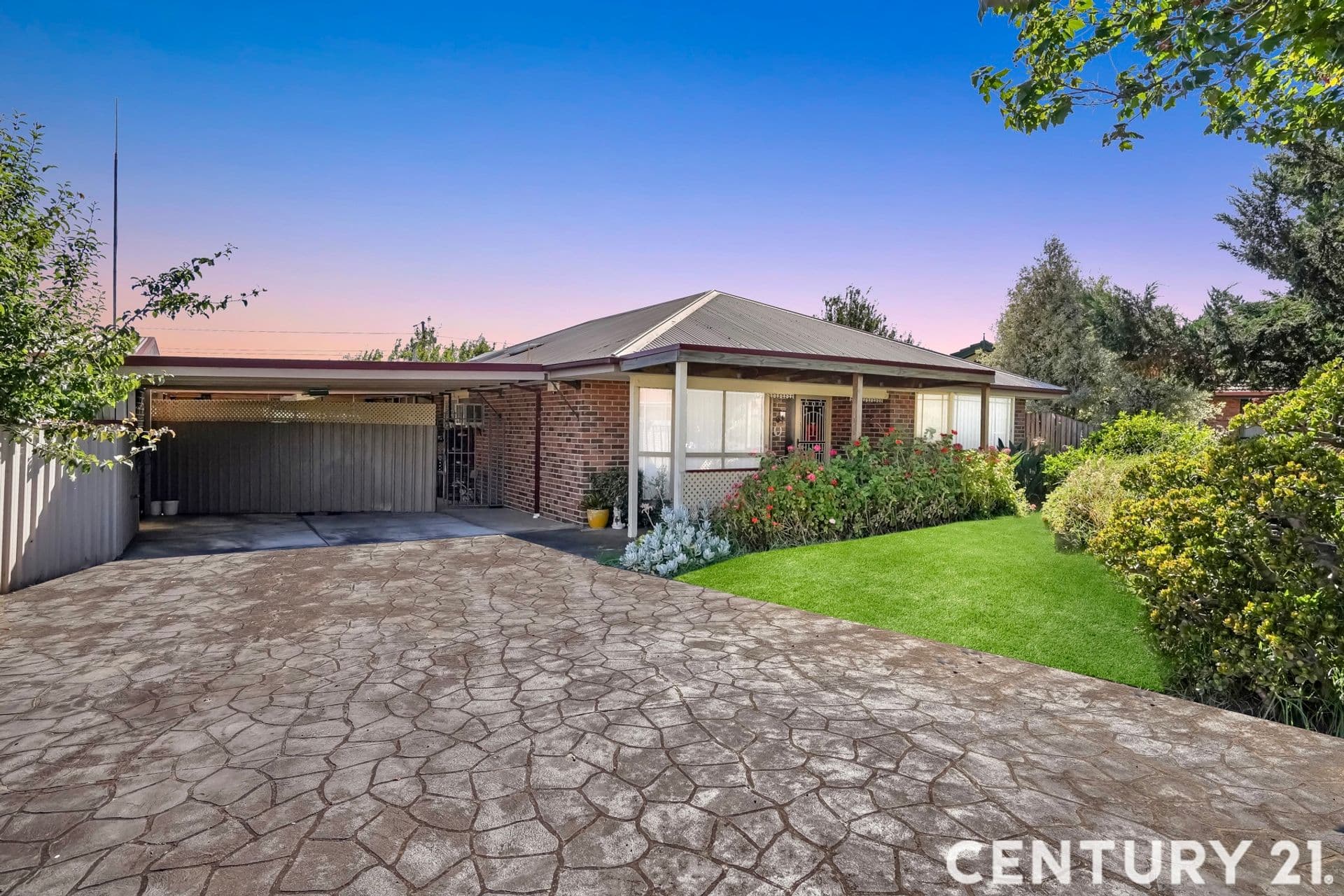 Suite 4 241-244 Caroline Springs Blvd, Caroline Springs, VIC, 3023, Taylors Lakes - Thumbnail 3