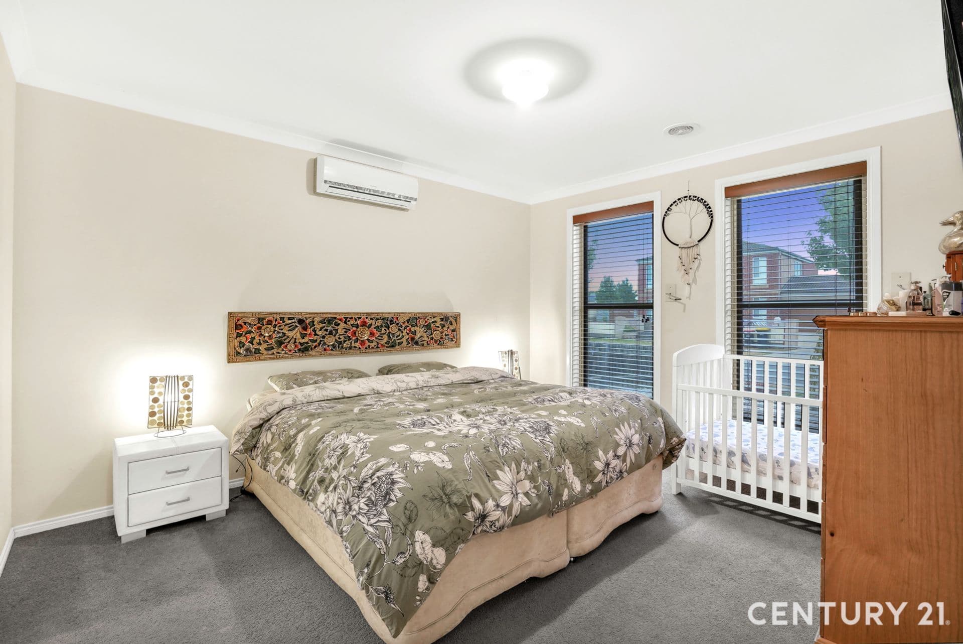 4 Sunderland Way, Melton West, VIC, 3337, Melton West - Thumbnail 5