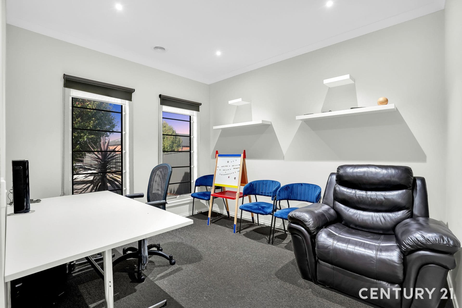 Suite 4 241-244 Caroline Springs Blvd, Caroline Springs, VIC, 3023, Fraser Rise - Thumbnail 4