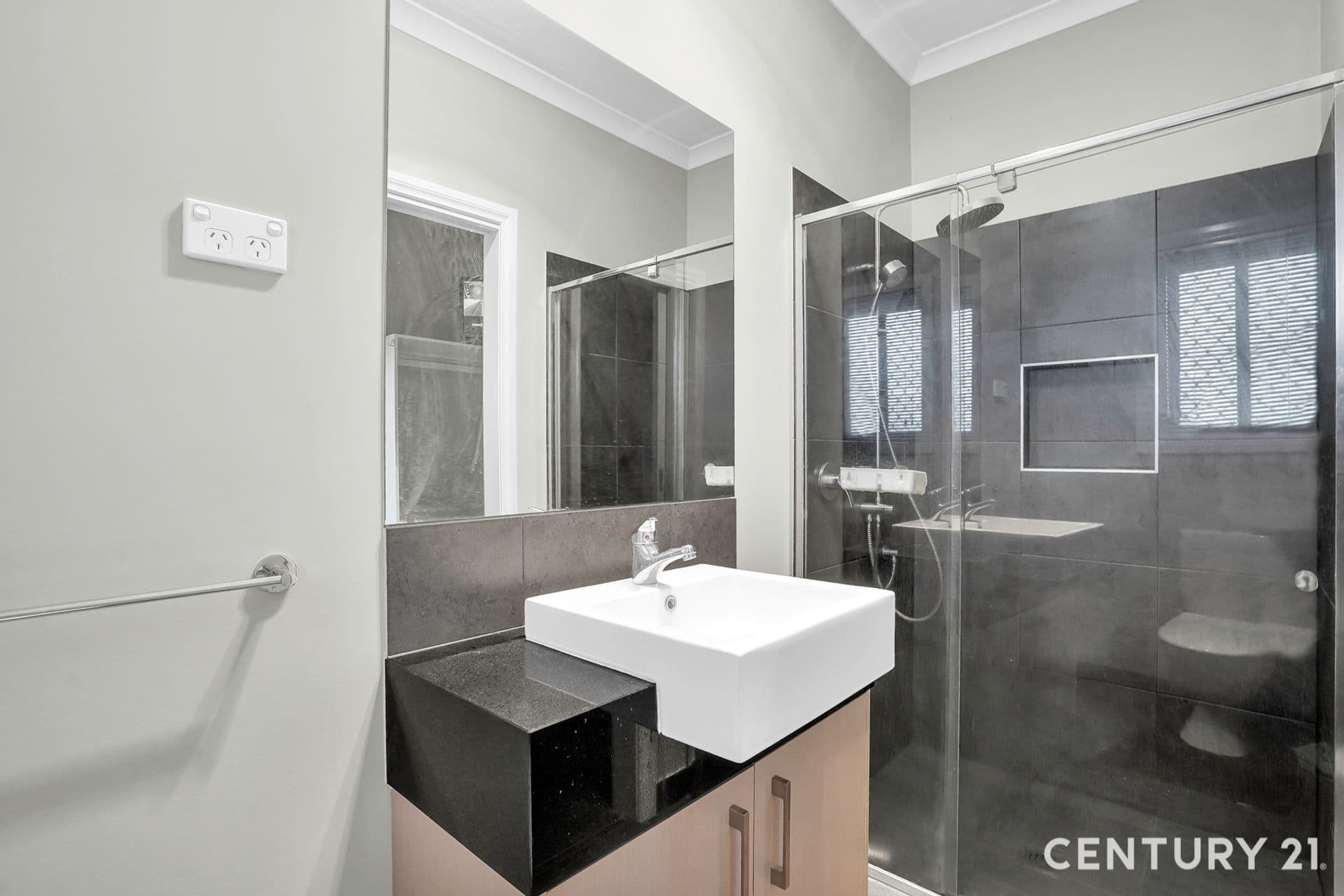 Suite 4 241-244 Caroline Springs Blvd, Caroline Springs, VIC, 3023, Fraser Rise - Thumbnail 6