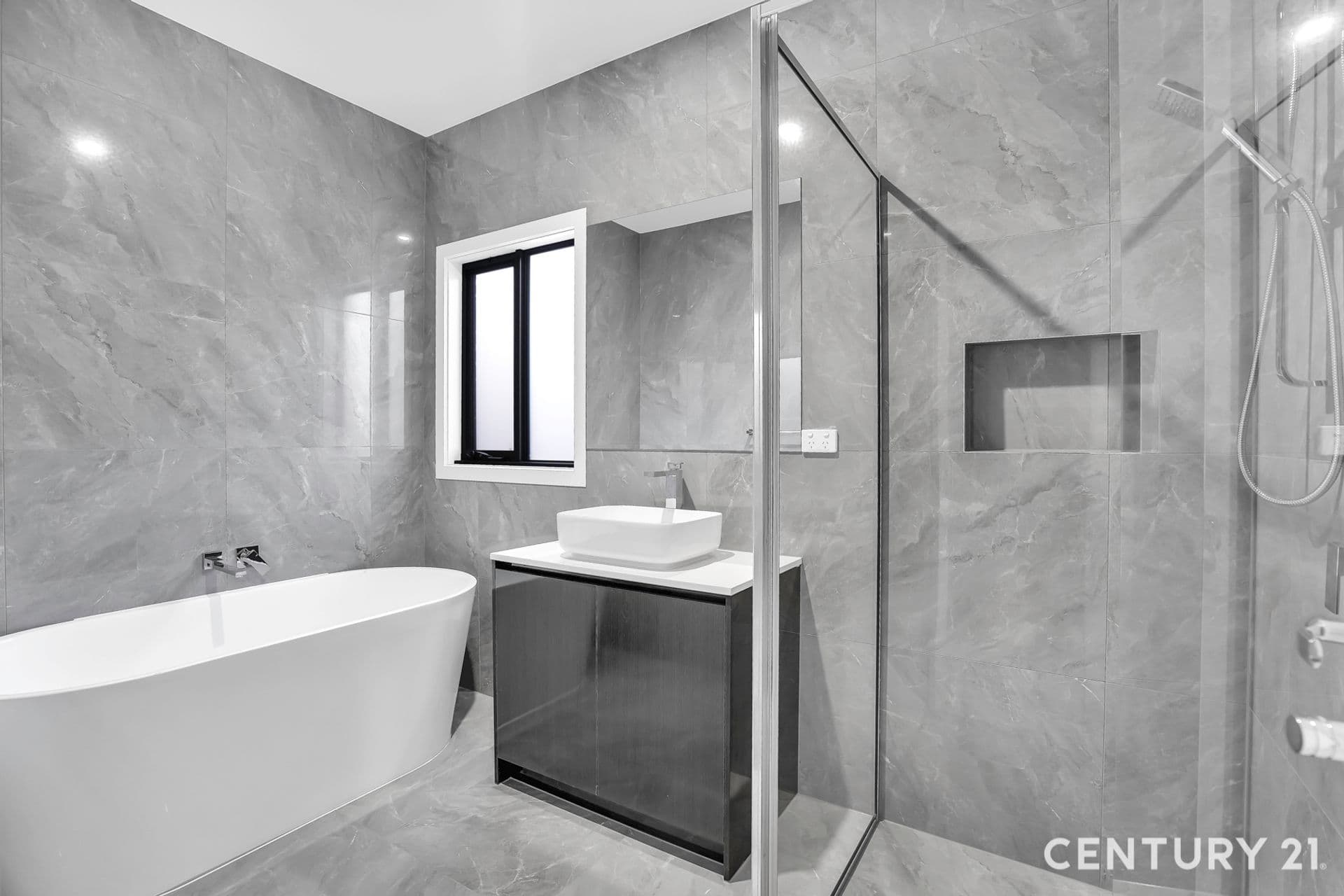 Suite 4 241-244 Caroline Springs Blvd, Caroline Springs, VIC, 3023, Wyndham Vale - Thumbnail 8