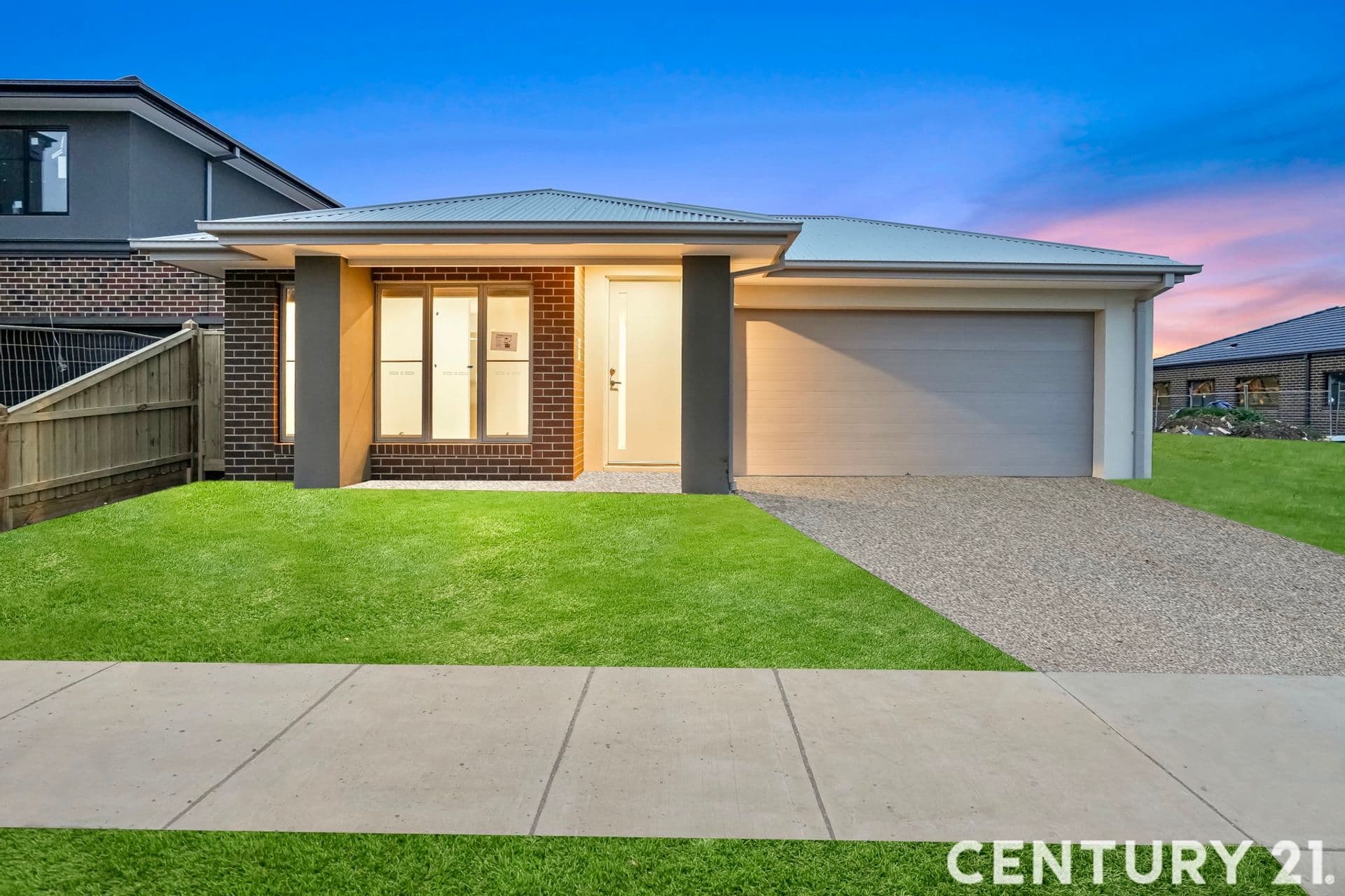 Suite 4 241-244 Caroline Springs Blvd, Caroline Springs, VIC, 3023, Deanside - Image 1