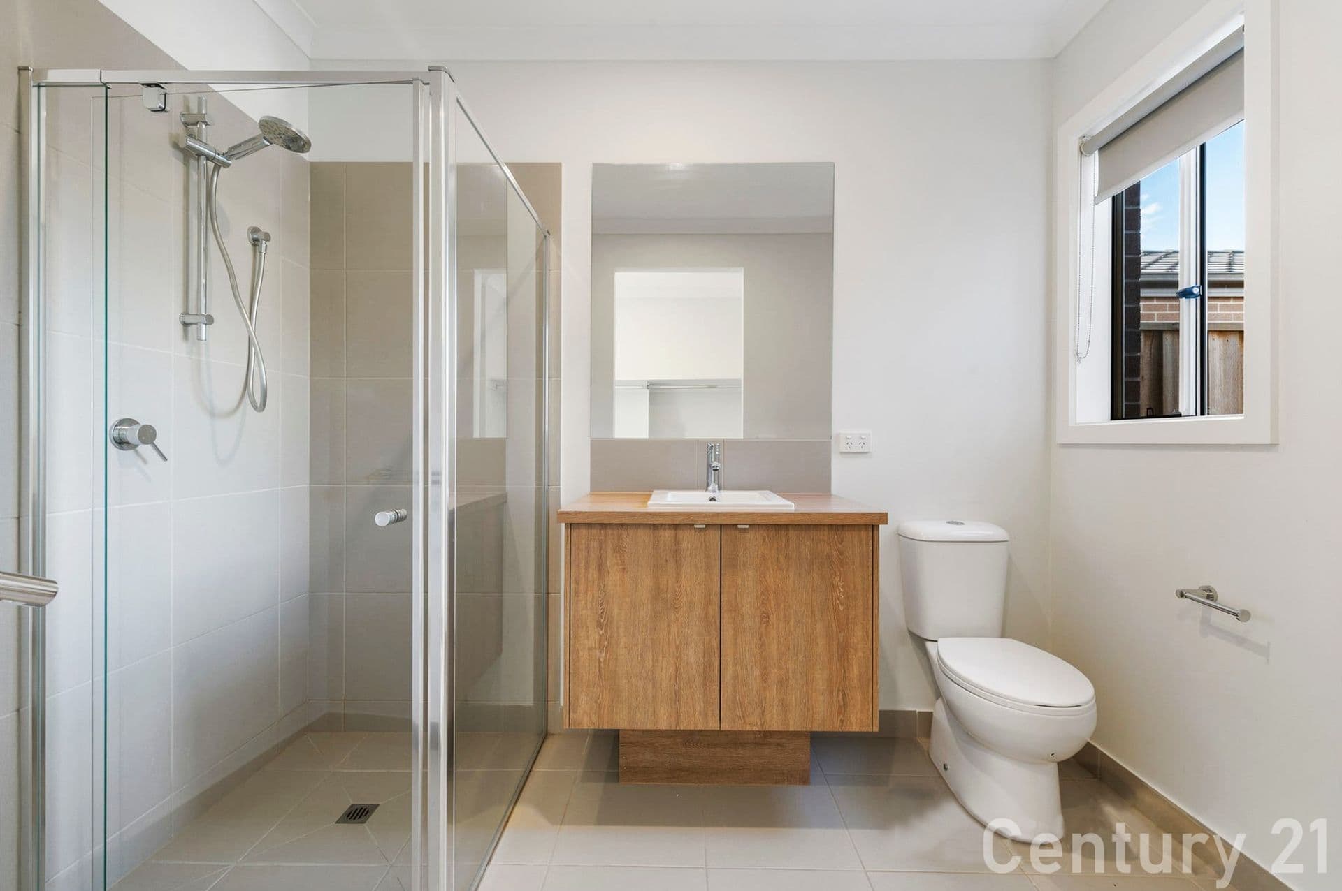 Suite 4 241-244 Caroline Springs Blvd, Caroline Springs, VIC, 3023, Rockbank - Thumbnail 3