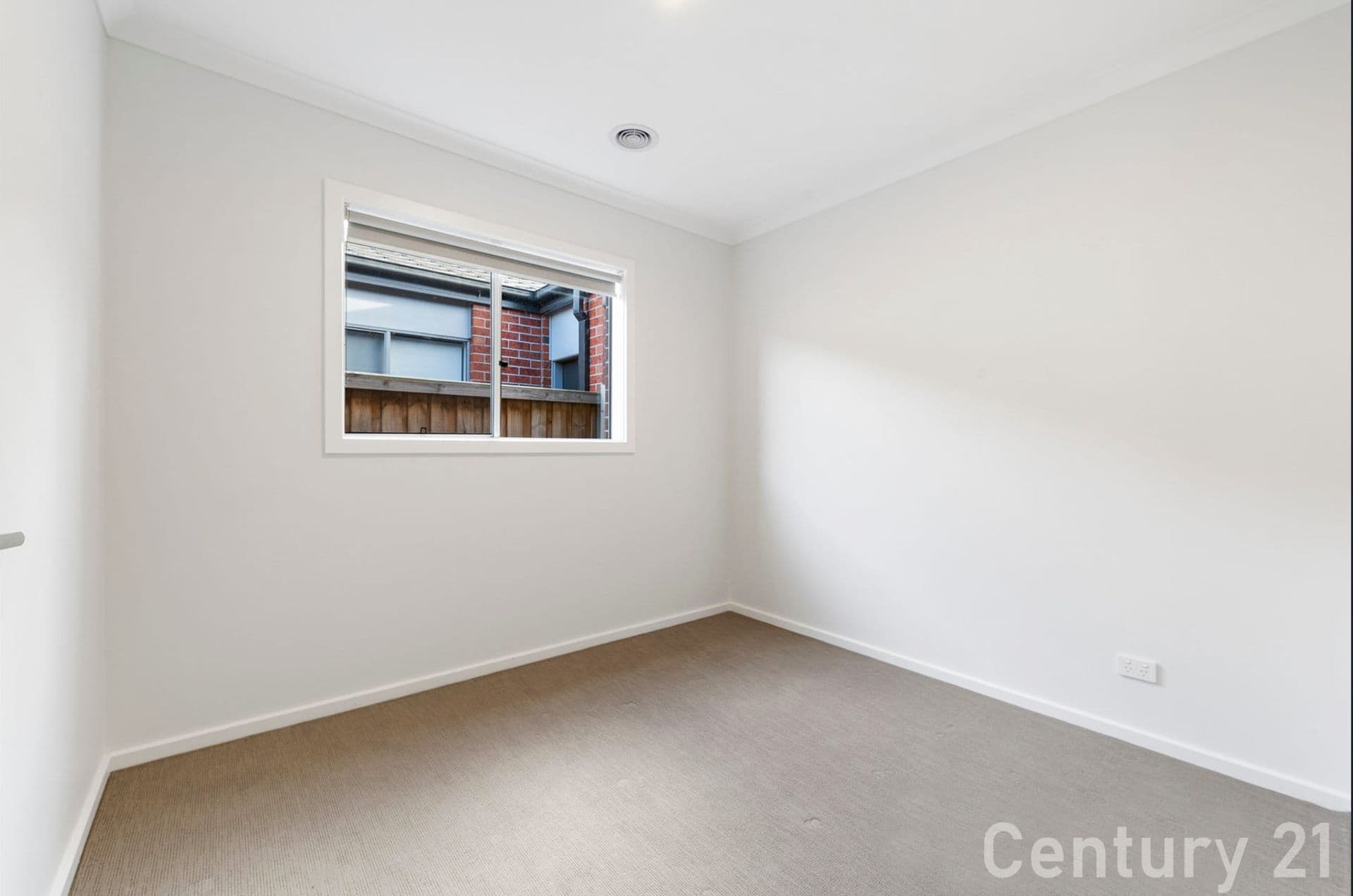 Suite 4 241-244 Caroline Springs Blvd, Caroline Springs, VIC, 3023, Rockbank - Thumbnail 6