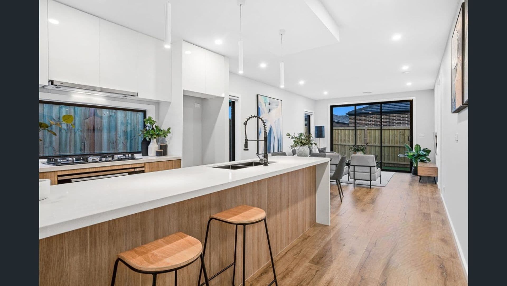 Suite 4 241-244 Caroline Springs Blvd, Caroline Springs, VIC, 3023, Fraser Rise - Thumbnail 4