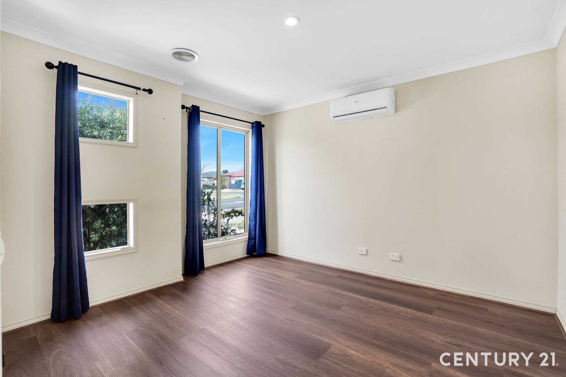 Suite 4 241-244 Caroline Springs Blvd, Caroline Springs, VIC, 3023, Harkness - Thumbnail 3