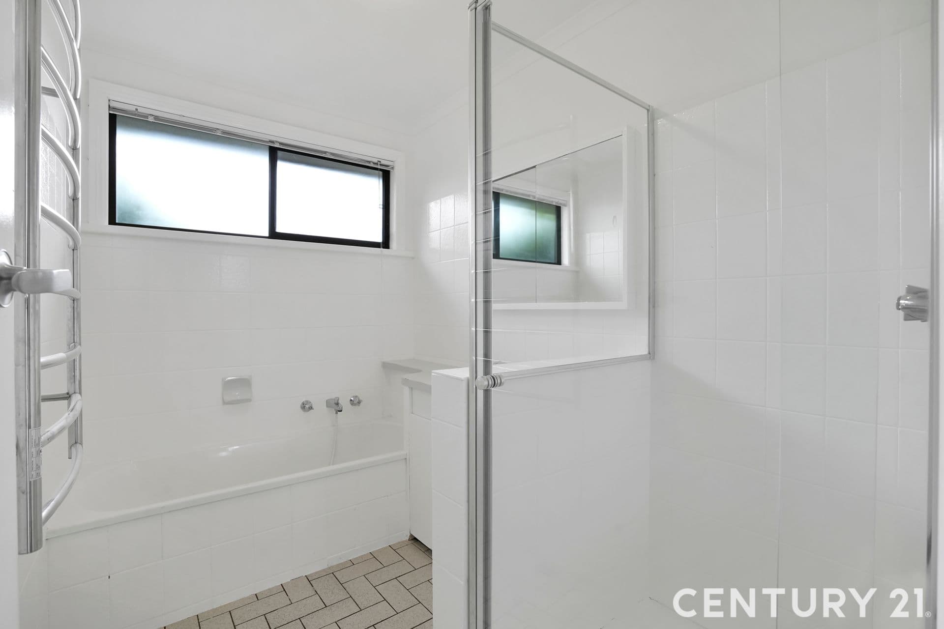 Suite 4 241-244 Caroline Springs Blvd, Caroline Springs, VIC, 3023, Rockbank - Thumbnail 3