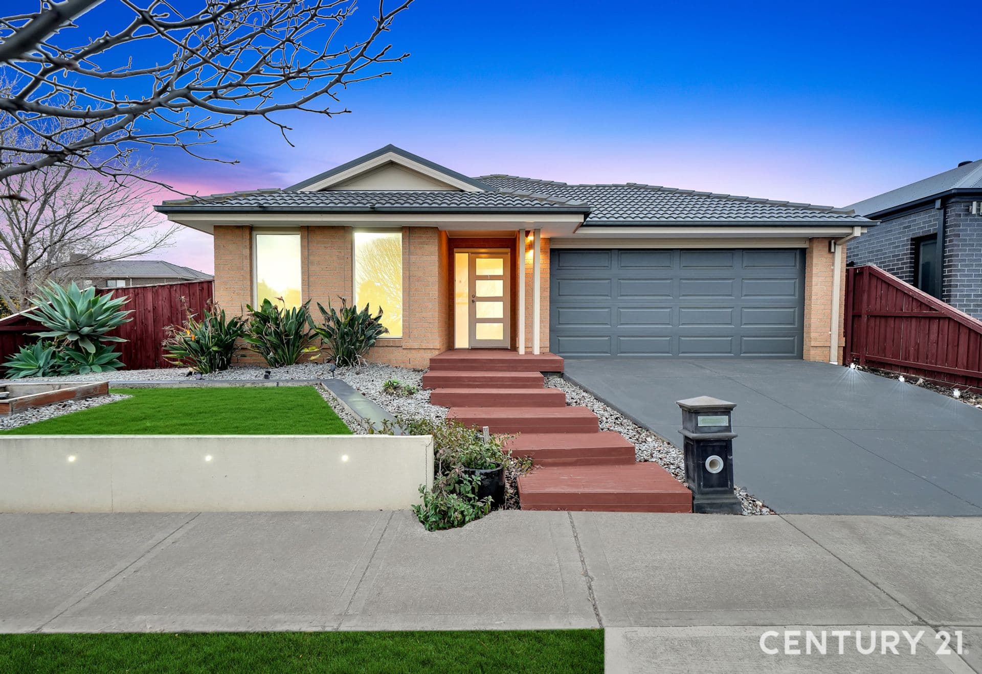 Suite 4 241-244 Caroline Springs Blvd, Caroline Springs, VIC, 3023, Taylors Hill - Image 1