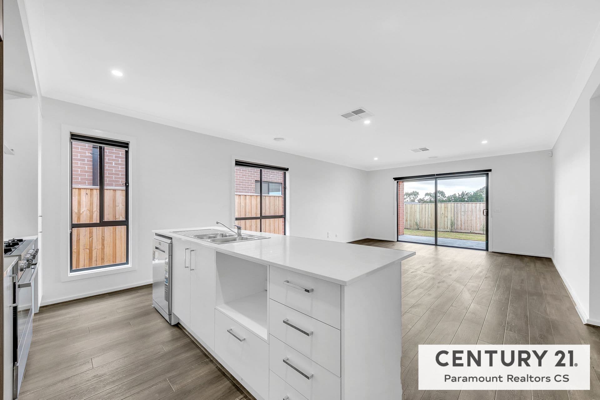 Suite 4 241-244 Caroline Springs Blvd, Caroline Springs, VIC, 3023, Tarneit - Thumbnail 6