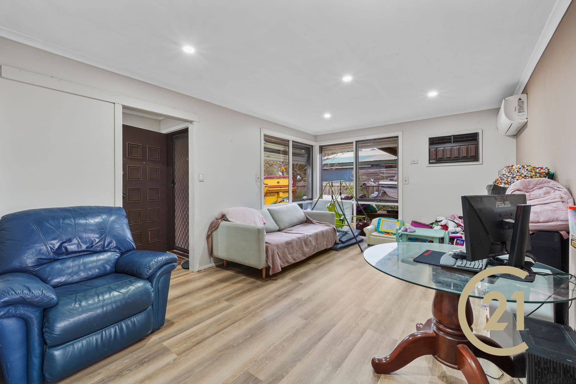 Suite 4 241-244 Caroline Springs Blvd, Caroline Springs, VIC, 3023, Rockbank - Thumbnail 4