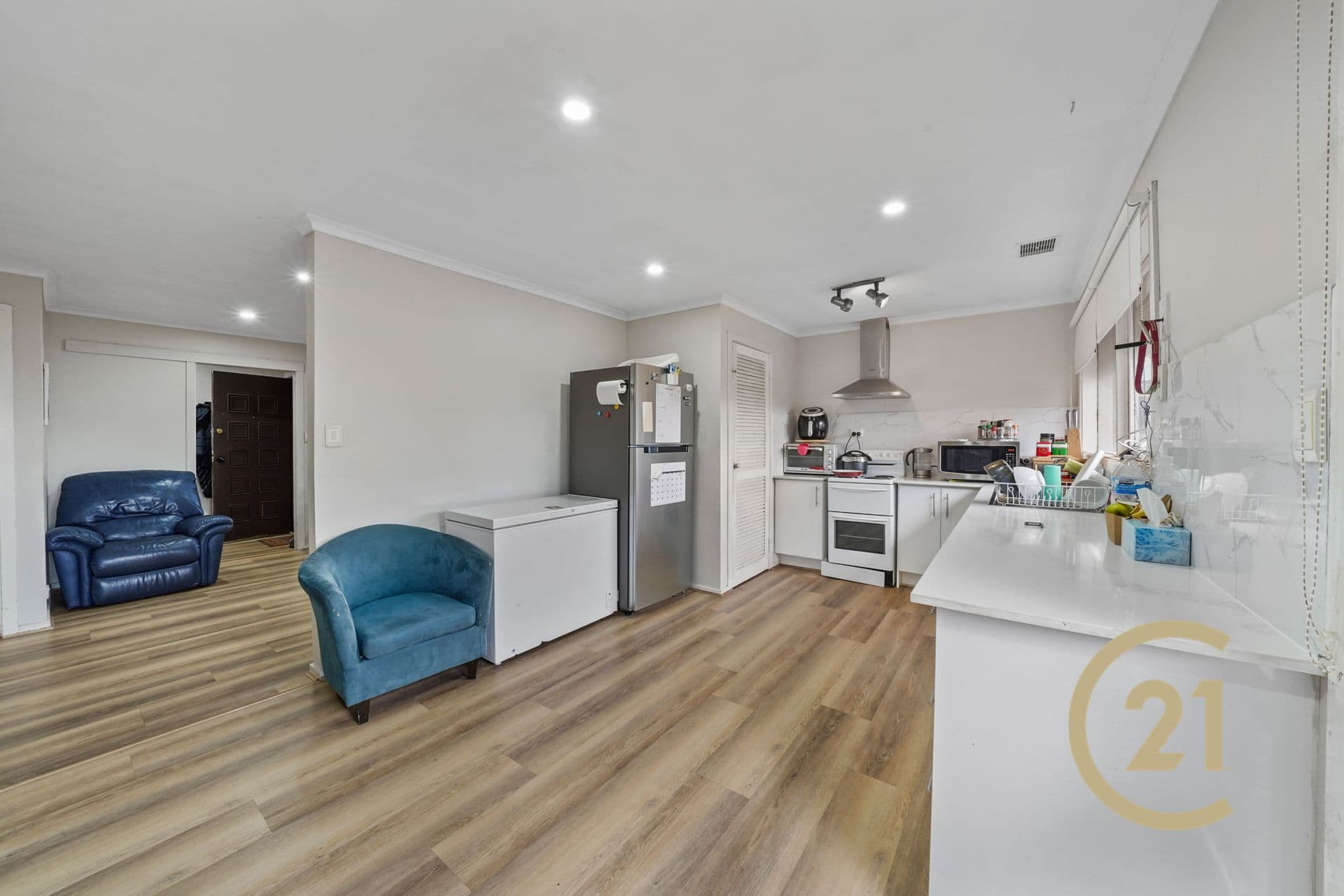Suite 4 241-244 Caroline Springs Blvd, Caroline Springs, VIC, 3023, Rockbank - Thumbnail 7