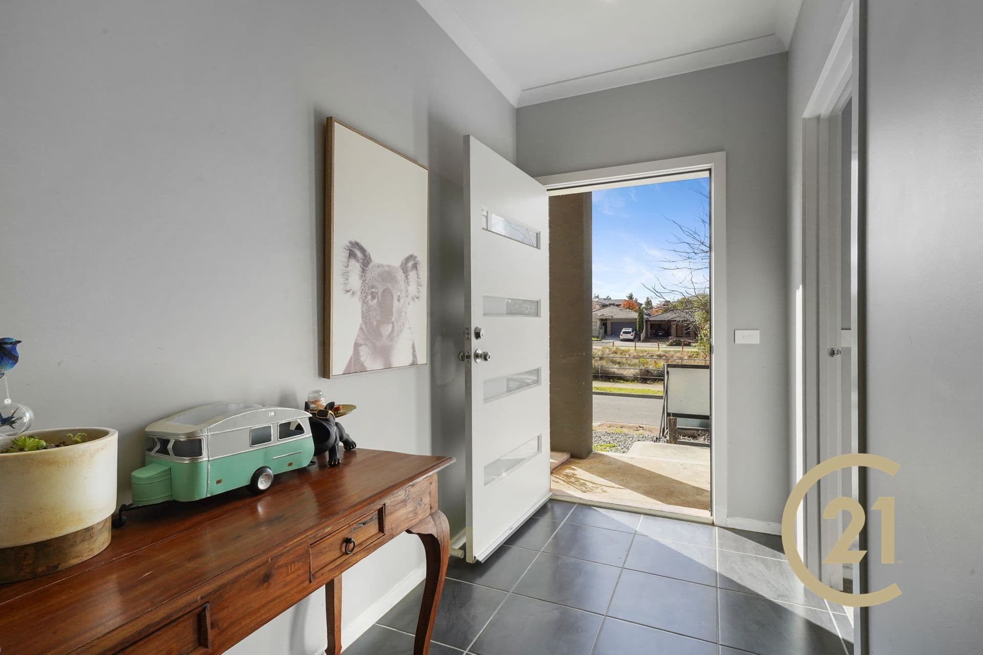 Suite 4 241-244 Caroline Springs Blvd, Caroline Springs, VIC, 3023, Fraser Rise - Thumbnail 2