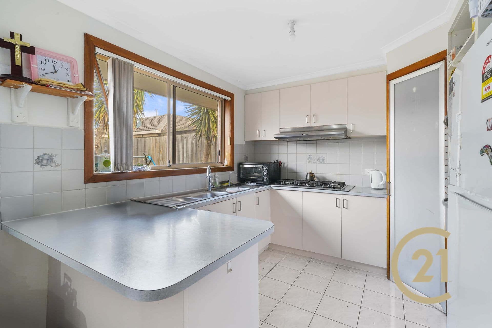 Suite 4 241-244 Caroline Springs Blvd, Caroline Springs, VIC, 3023, Craigieburn - Thumbnail 5