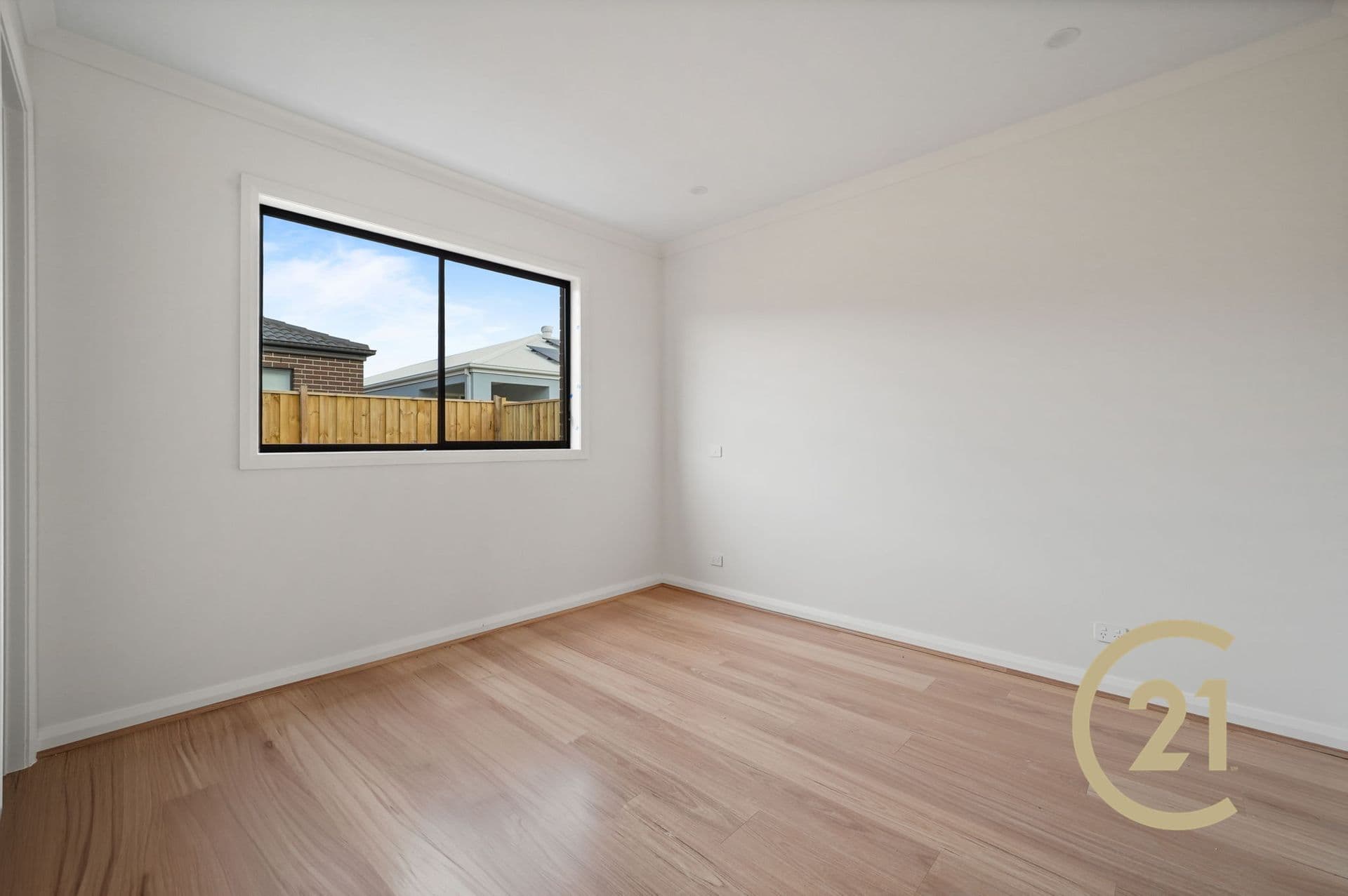 Suite 4 241-244 Caroline Springs Blvd, Caroline Springs, VIC, 3023, Tarneit - Thumbnail 8