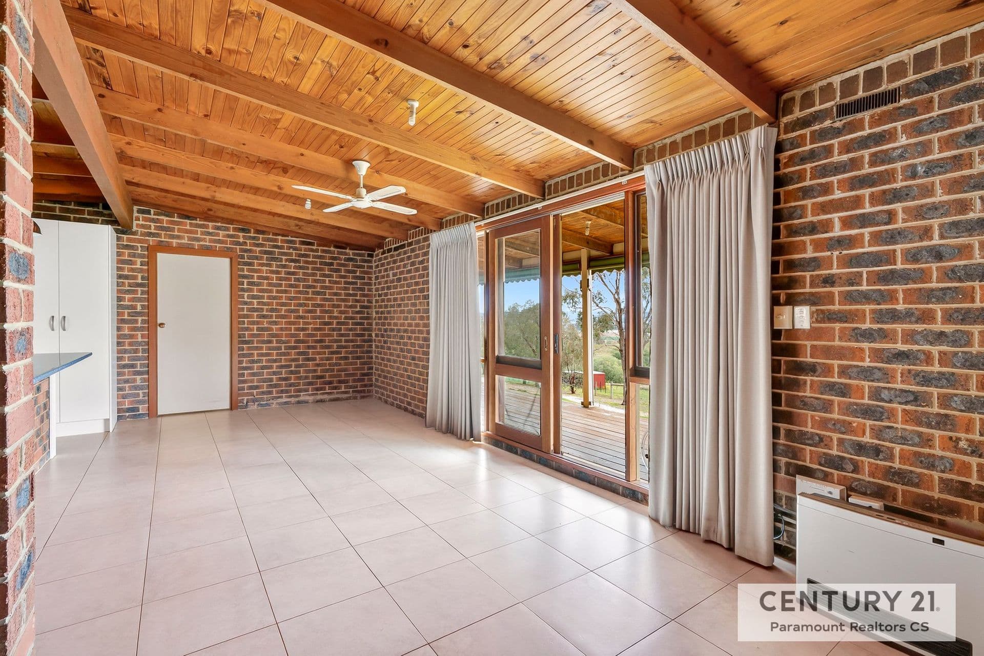Suite 4 241-244 Caroline Springs Blvd, Caroline Springs, VIC, 3023, Merrimu - Thumbnail 4