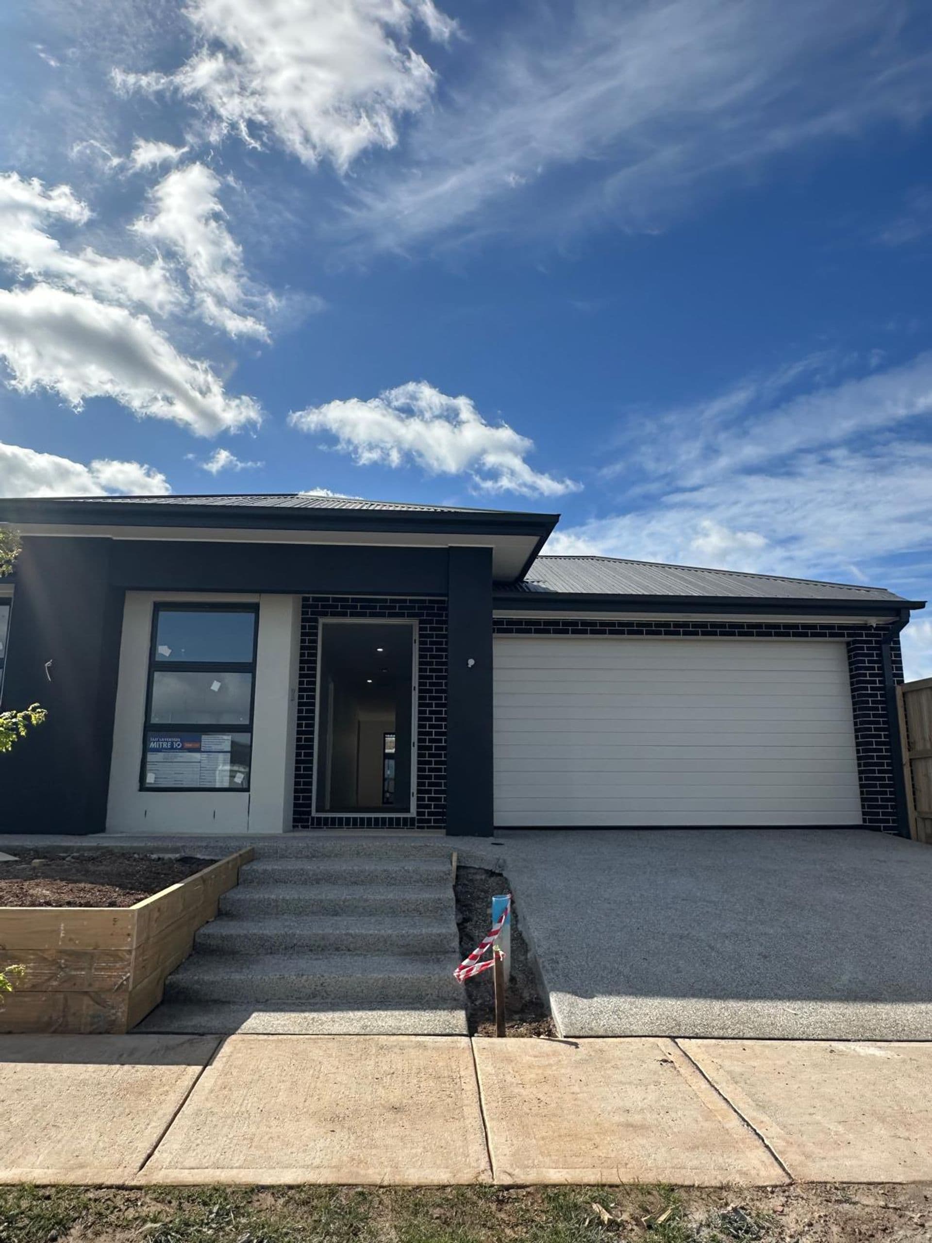 Suite 4 241-244 Caroline Springs Blvd, Caroline Springs, VIC, 3023, Truganina - Image 1