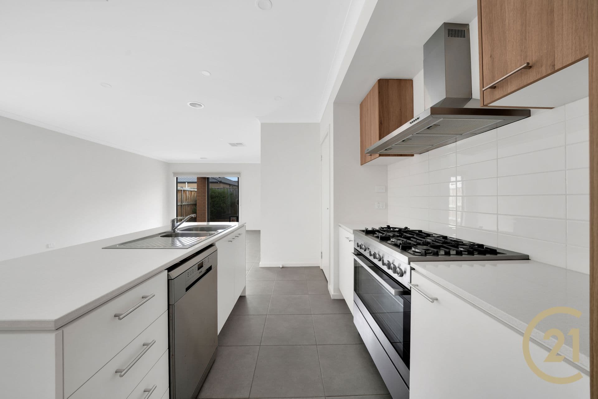 Suite 4 241-244 Caroline Springs Blvd, Caroline Springs, VIC, 3023, Bonnie Brook - Thumbnail 6
