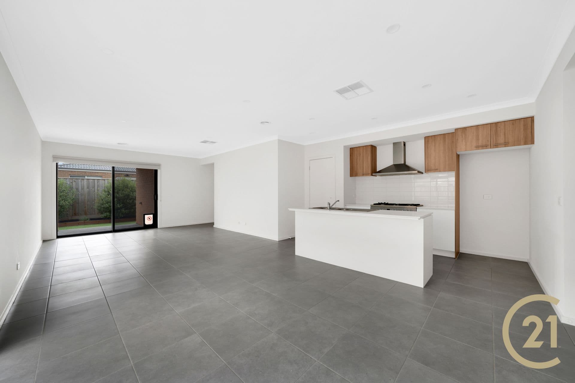 Suite 4 241-244 Caroline Springs Blvd, Caroline Springs, VIC, 3023, Bonnie Brook - Thumbnail 7