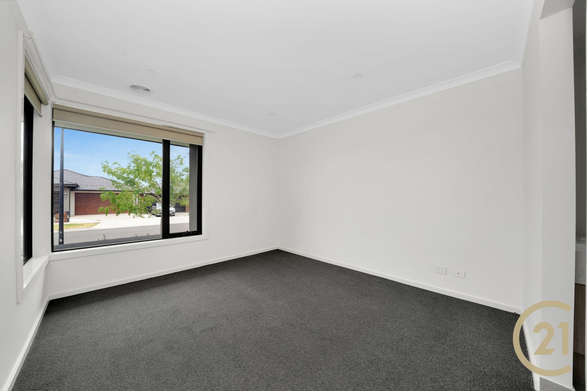 Suite 4 241-244 Caroline Springs Blvd, Caroline Springs, VIC, 3023, Bonnie Brook - Thumbnail 2