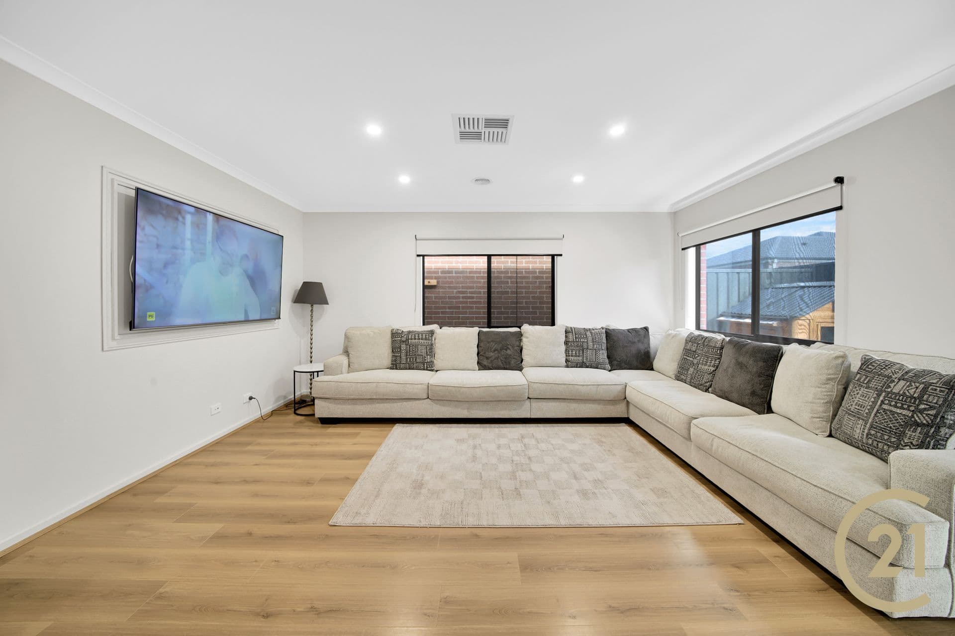 Suite 4 241-244 Caroline Springs Blvd, Caroline Springs, VIC, 3023, Rockbank - Thumbnail 3