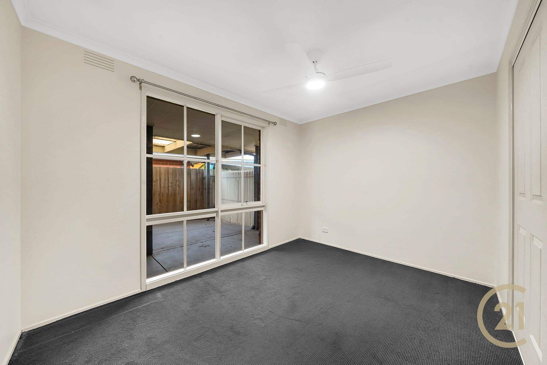 Suite 4 241-244 Caroline Springs Blvd, Caroline Springs, VIC, 3023, Sunbury - Thumbnail 5