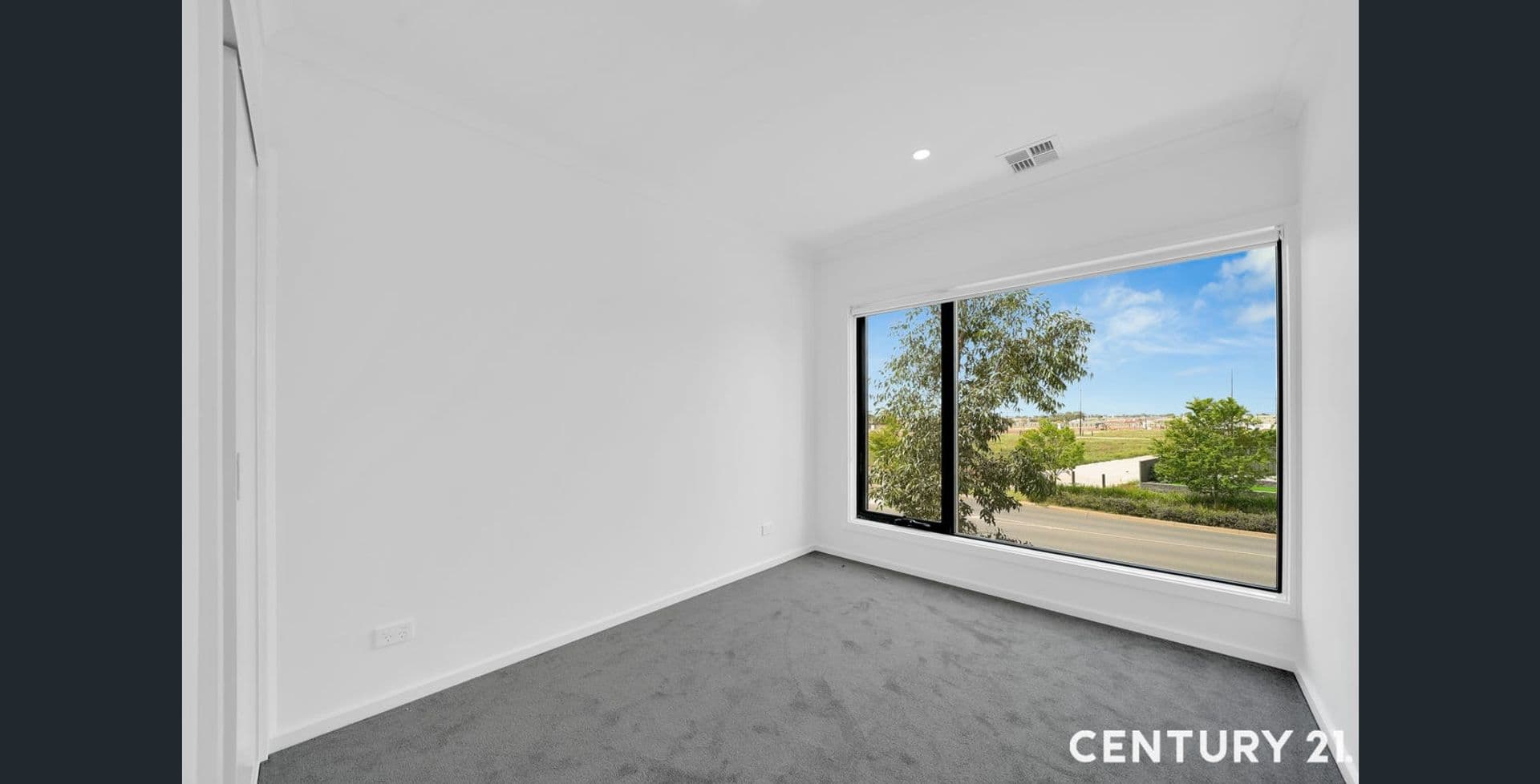 Suite 4 241-244 Caroline Springs Blvd, Caroline Springs, VIC, 3023, Truganina - Thumbnail 5