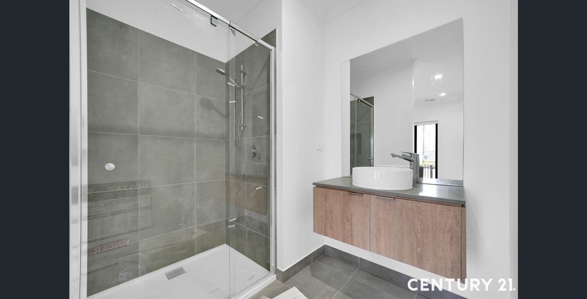 Suite 4 241-244 Caroline Springs Blvd, Caroline Springs, VIC, 3023, Truganina - Thumbnail 6