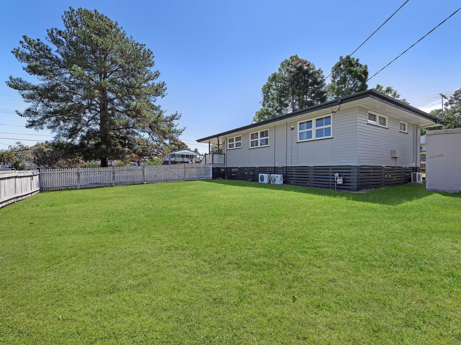 45 Maenporth Street, Leichhardt, QLD, 4305, Leichhardt - Thumbnail 2
