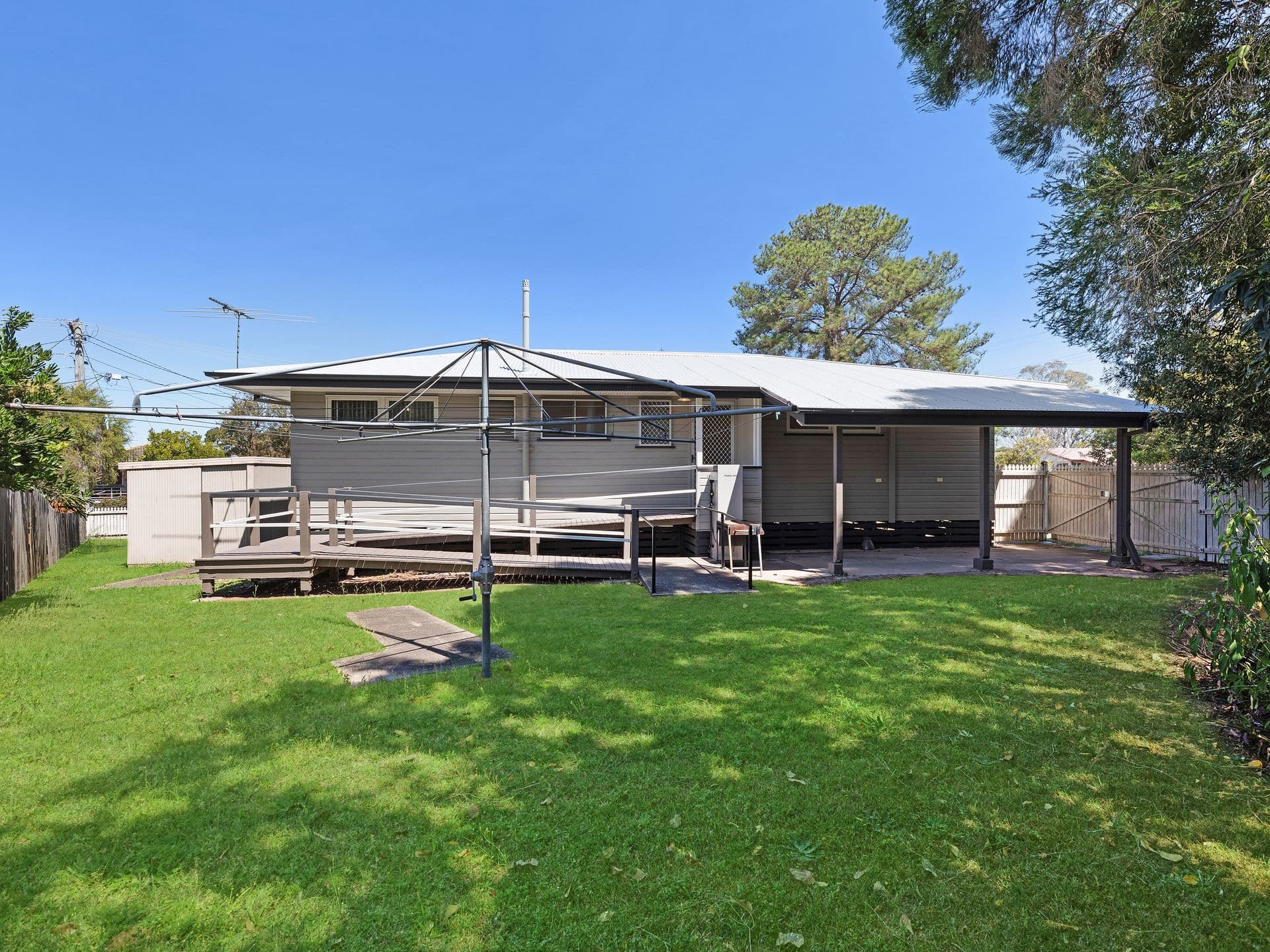45 Maenporth Street, Leichhardt, QLD, 4305, Leichhardt - Thumbnail 3