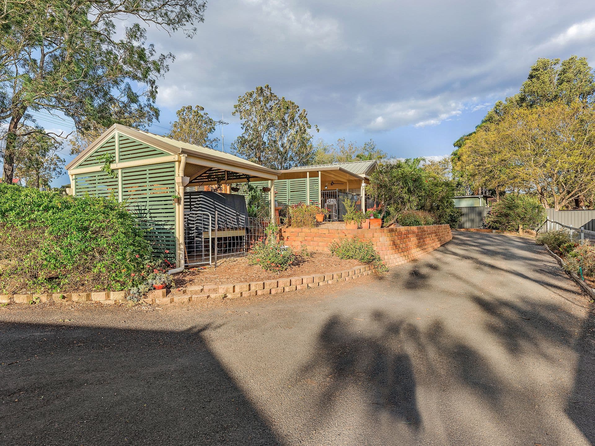 34 Hewett Drive, Regency Downs, QLD, 4341, Regency Downs - Thumbnail 2