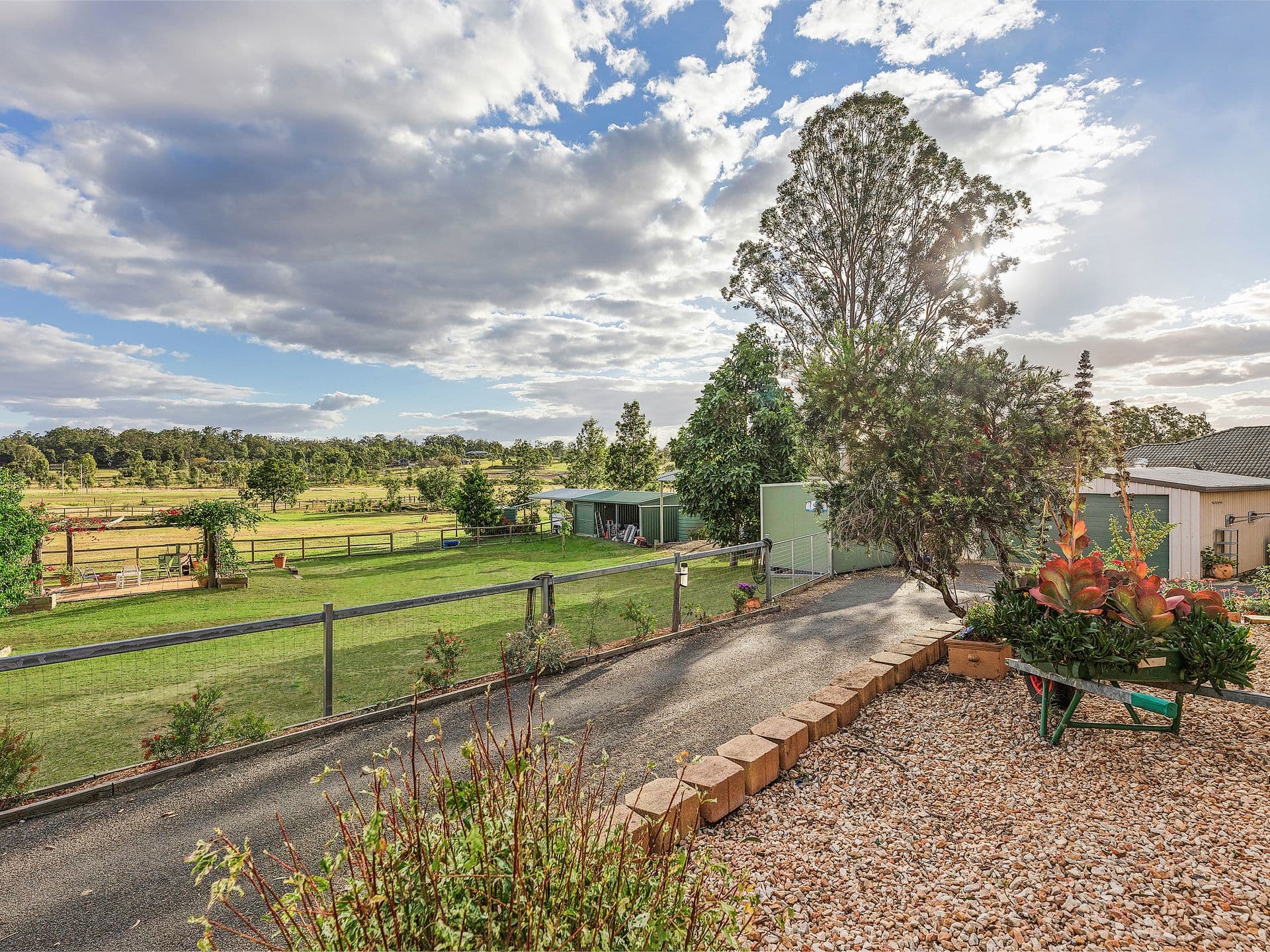 34 Hewett Drive, Regency Downs, QLD, 4341, Regency Downs - Thumbnail 4