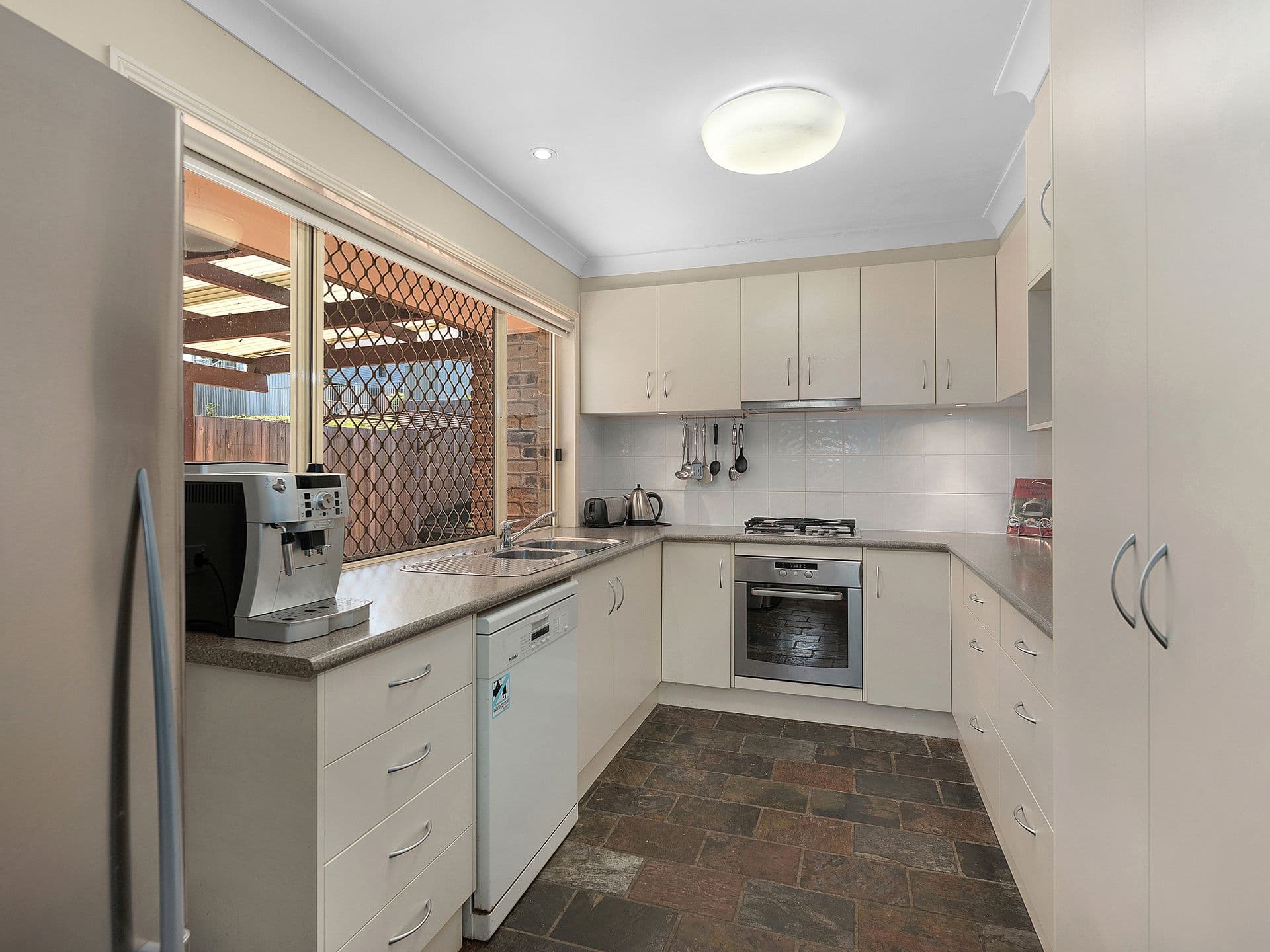 21a Alice Street, Blackstone, QLD, 4304, Blackstone - Thumbnail 8