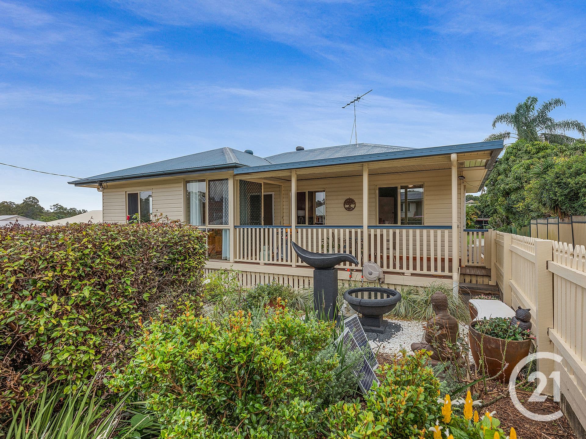 65 Alice Street, Silkstone, QLD, 4304, Silkstone - Thumbnail 2