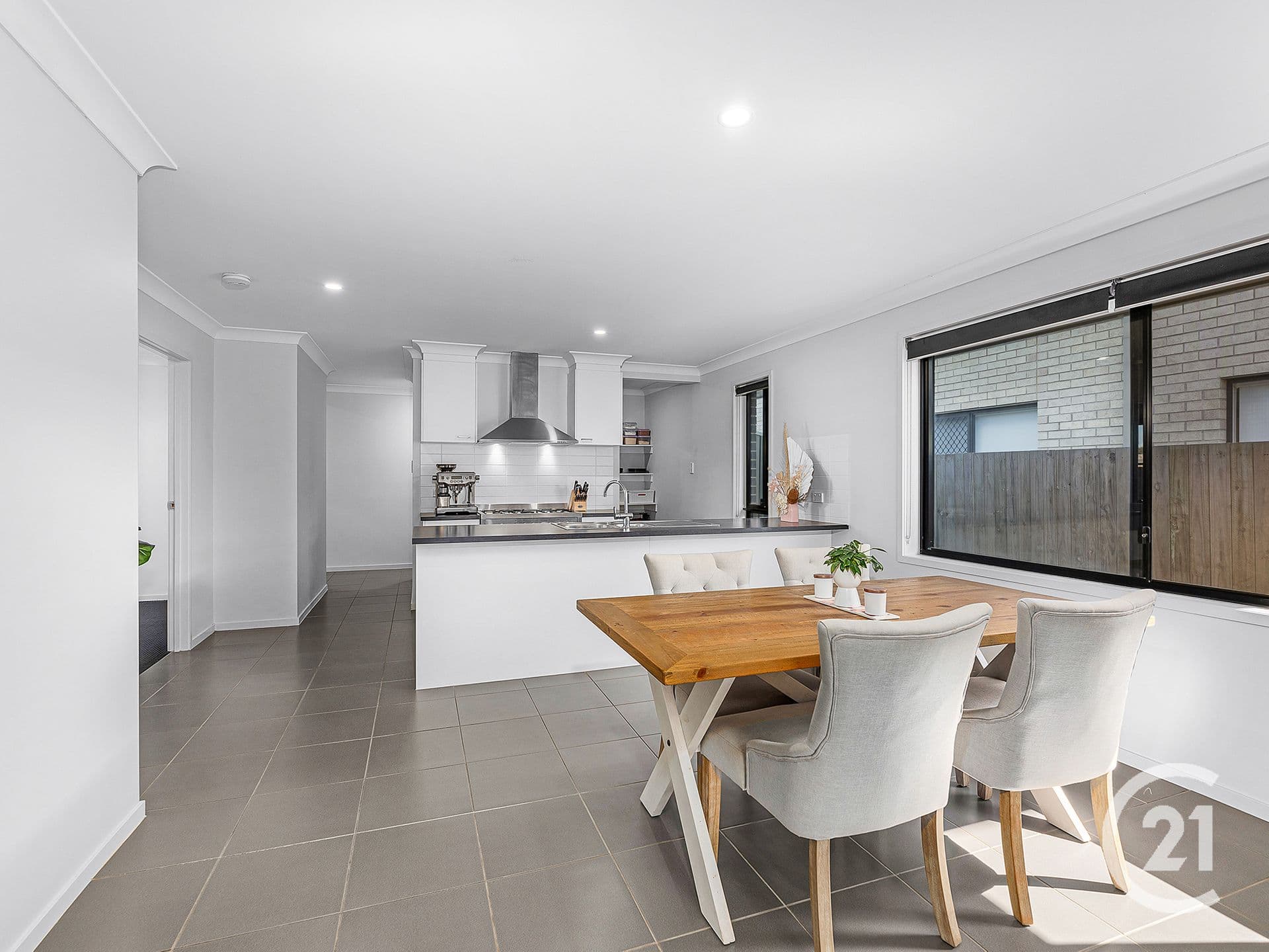 83 Parkview Parade, Ripley, QLD, 4306, Ripley - Thumbnail 4