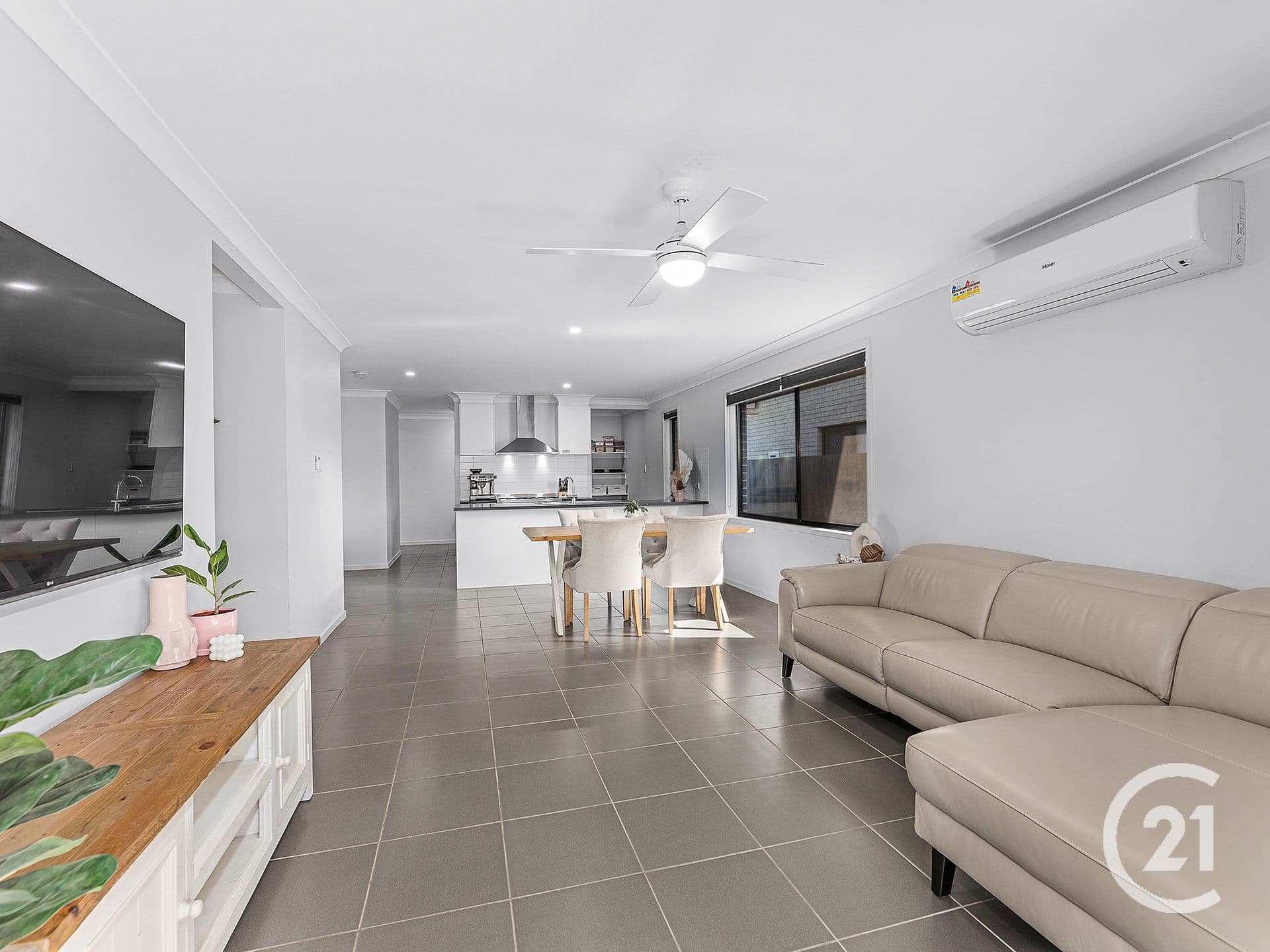 83 Parkview Parade, Ripley, QLD, 4306, Ripley - Thumbnail 8