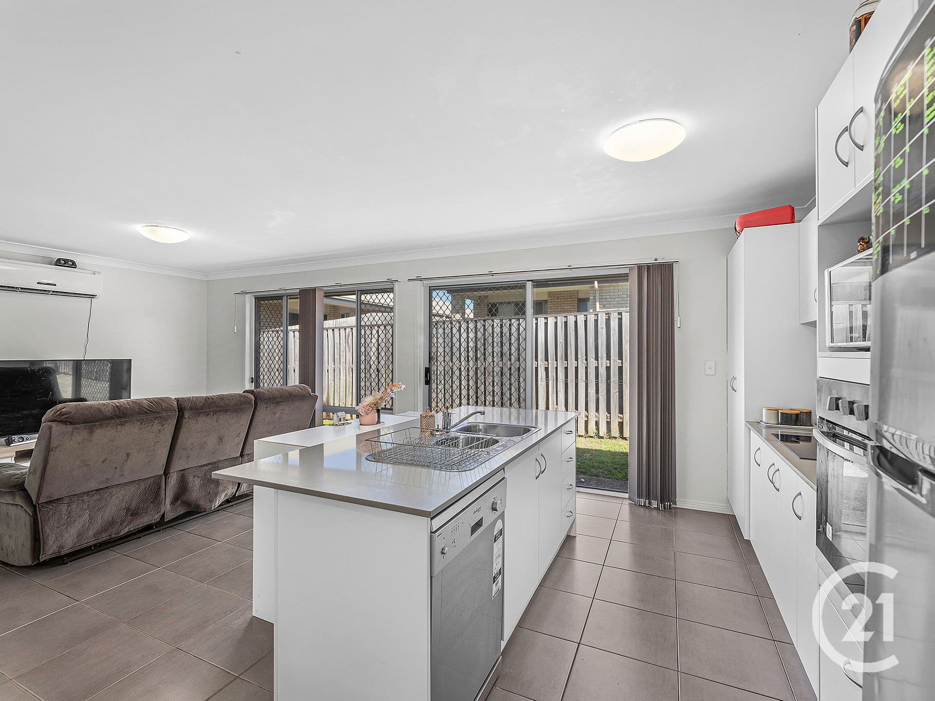 17 Biella Court, Leichhardt, QLD, 4305, Leichhardt - Thumbnail 3