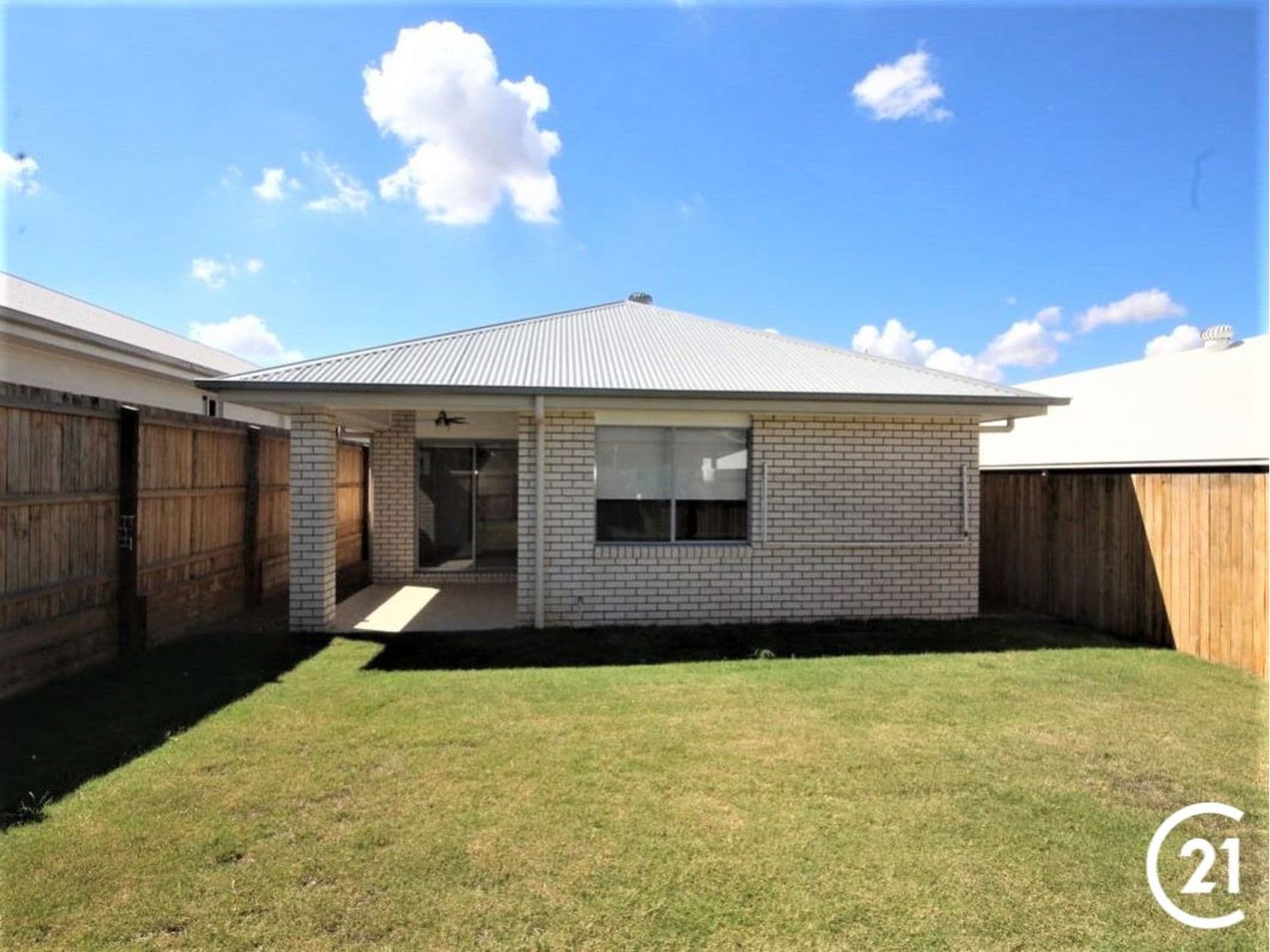 10 Brushbox Street, Ripley, QLD, 4306, Ripley - Thumbnail 2