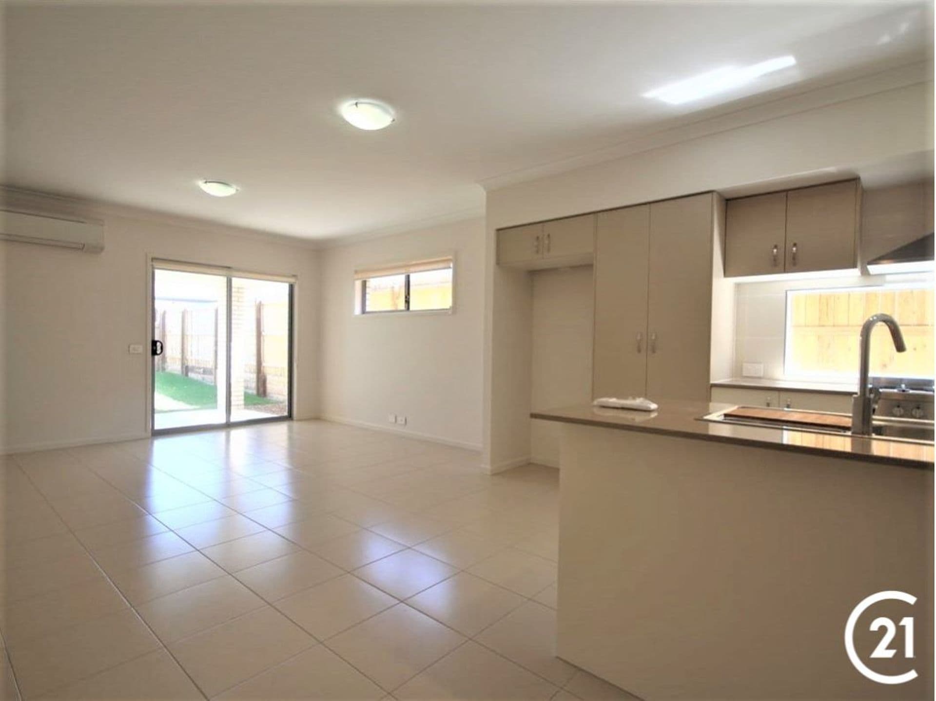 10 Brushbox Street, Ripley, QLD, 4306, Ripley - Thumbnail 5