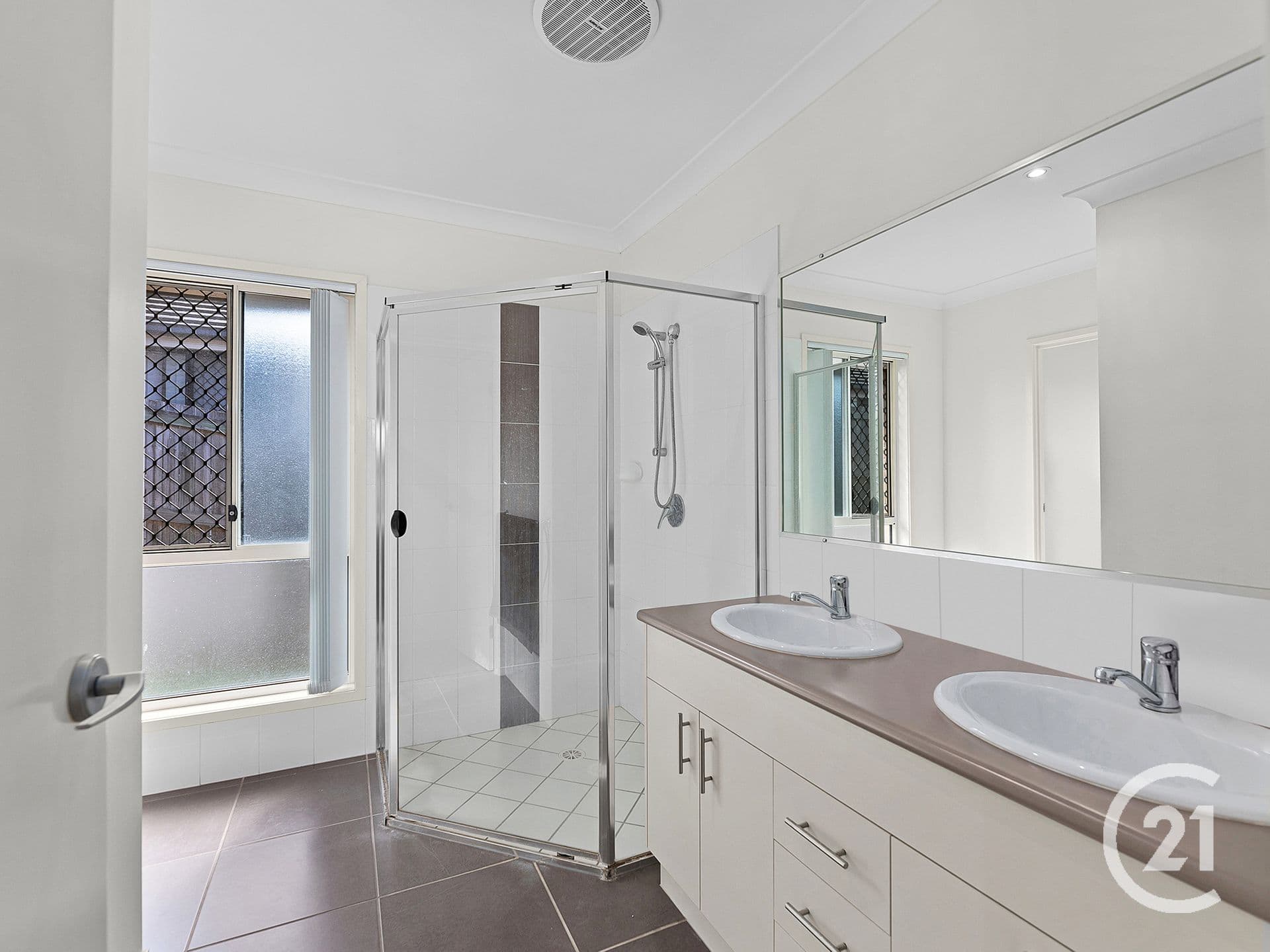 19 Chanel Court, Wulkuraka, QLD, 4305, Wulkuraka - Thumbnail 6