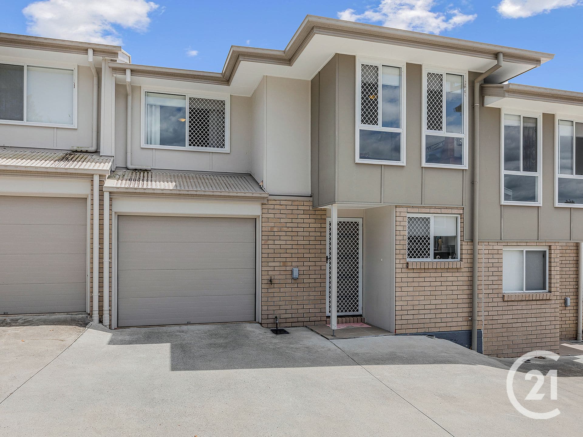 5/6A Bridge Street, North Booval, QLD, 4304, North Booval - Thumbnail 2