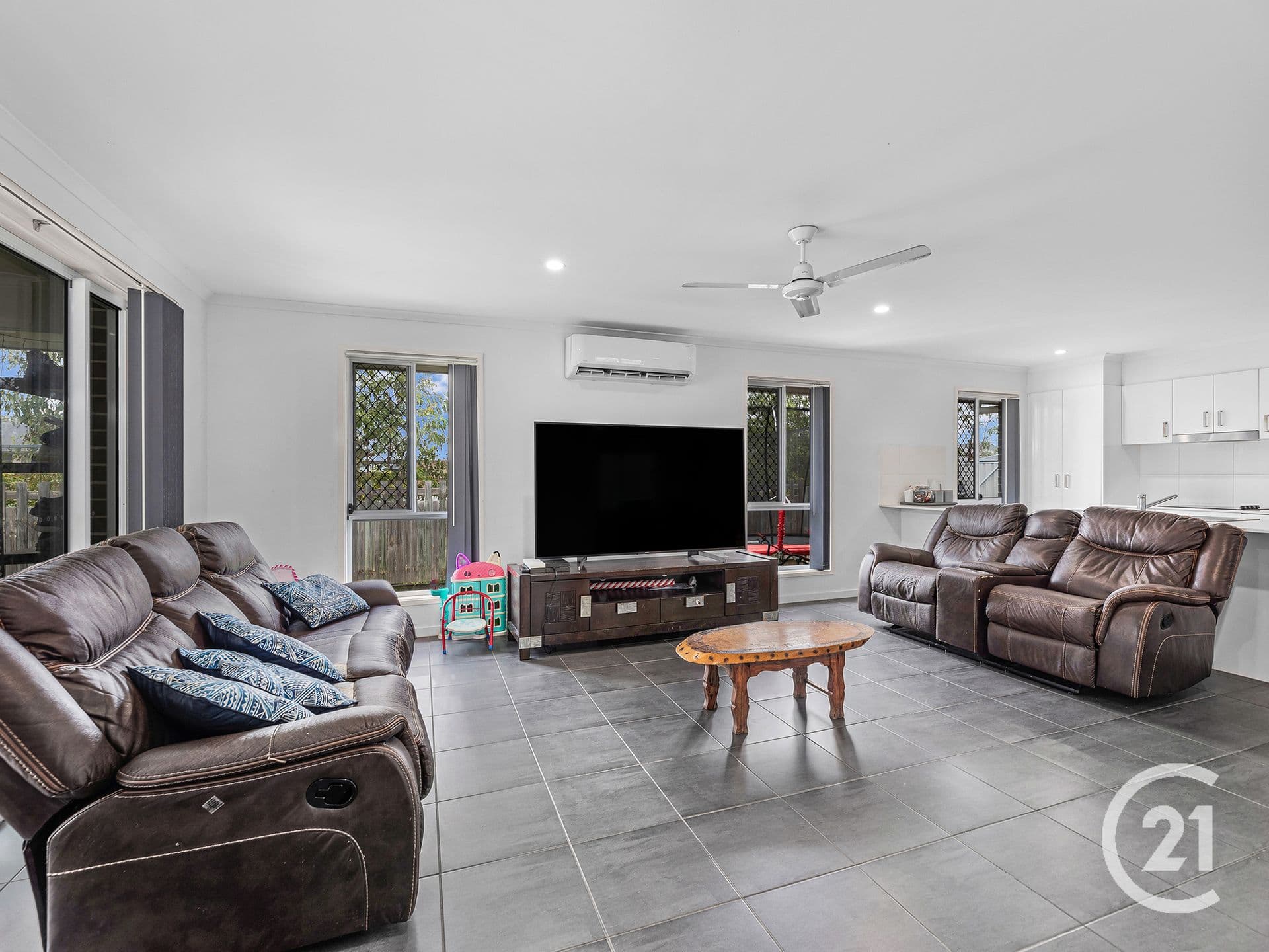 16 Simpatico Street, Ripley, QLD, 4306, Ripley - Thumbnail 5