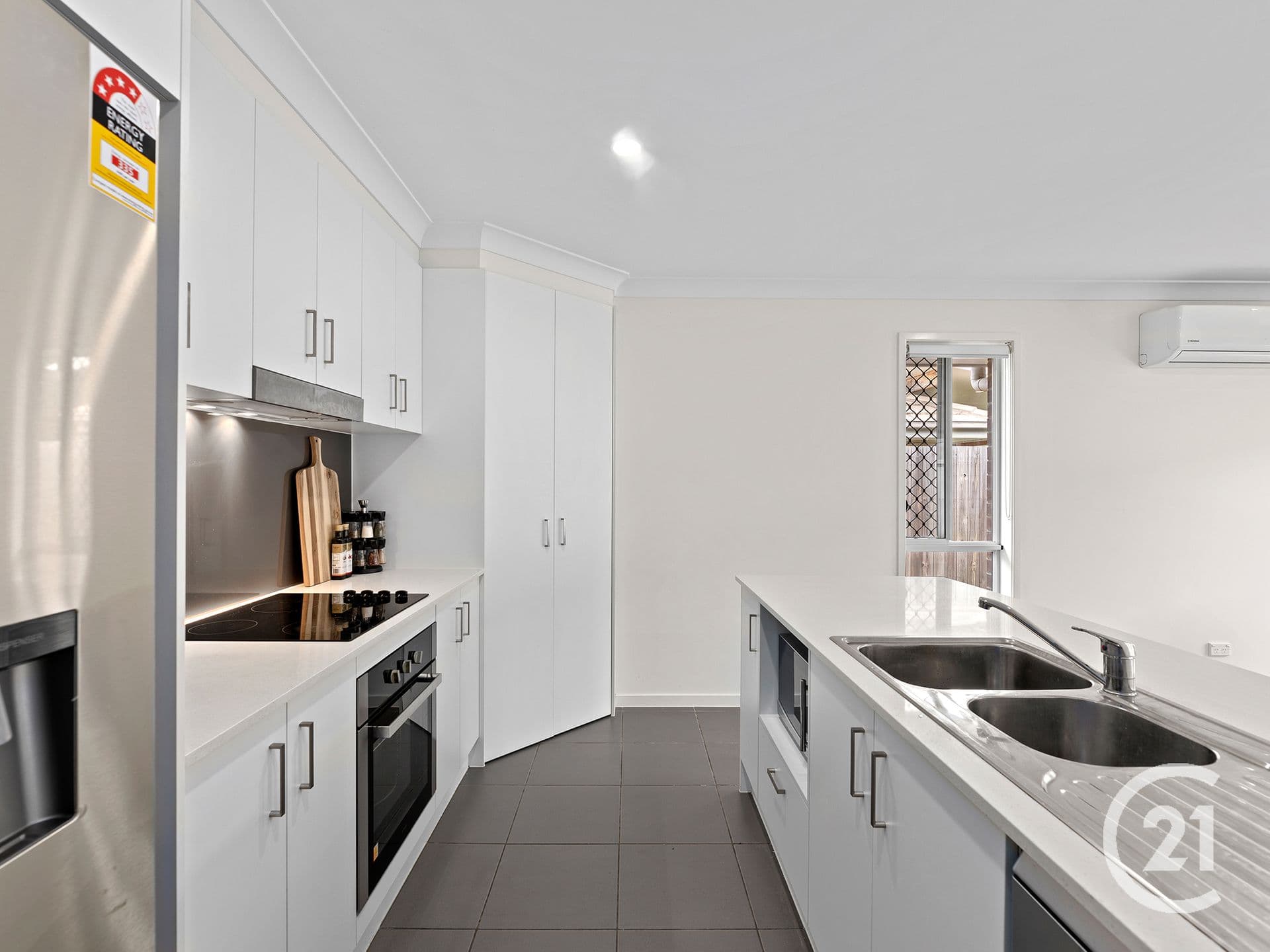 14 Candlenut Street, Ripley, QLD, 4306, Ripley - Thumbnail 4