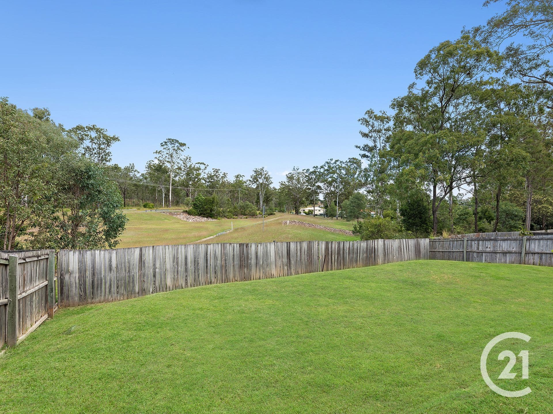 8 Banbury Close, Bundamba, QLD, 4304, Bundamba - Thumbnail 3
