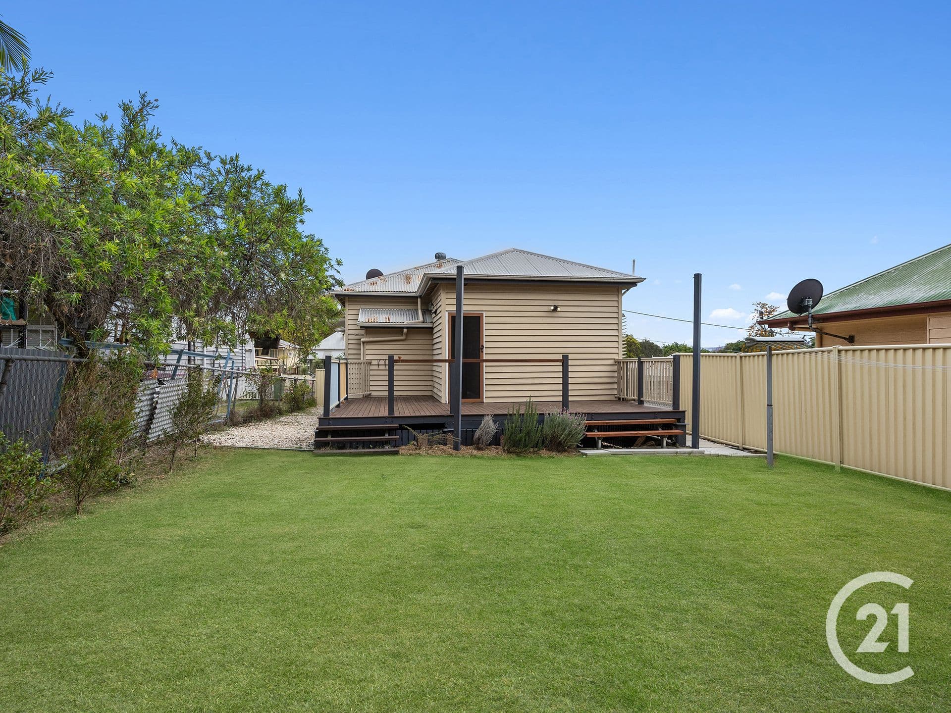 9 Panton Street, Woodend, QLD, 4305, Woodend - Thumbnail 2