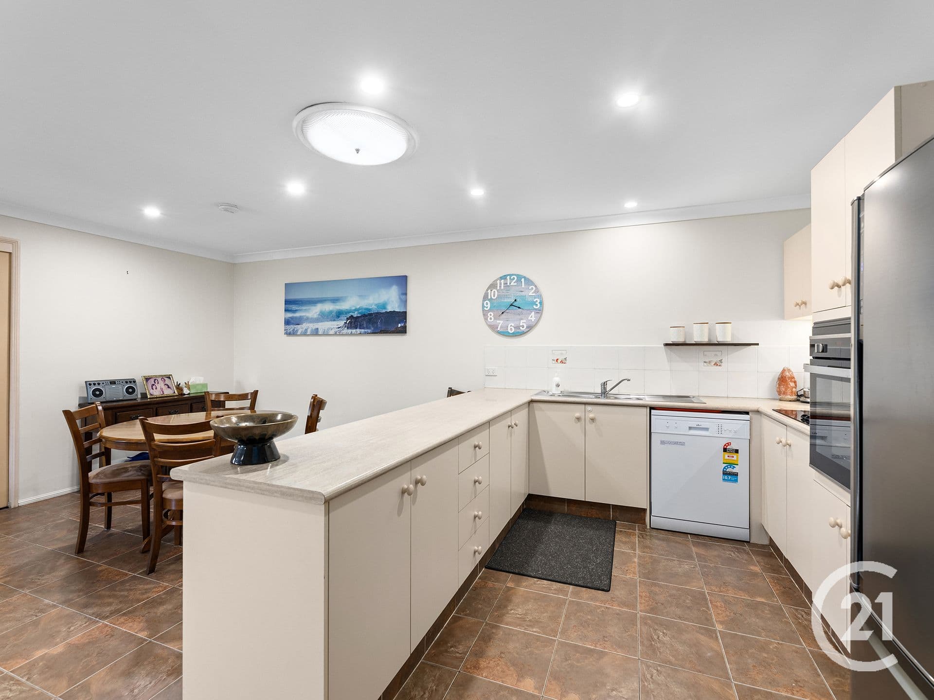 2/29 Cambridge Street, Silkstone, QLD, 4304, Silkstone - Thumbnail 5