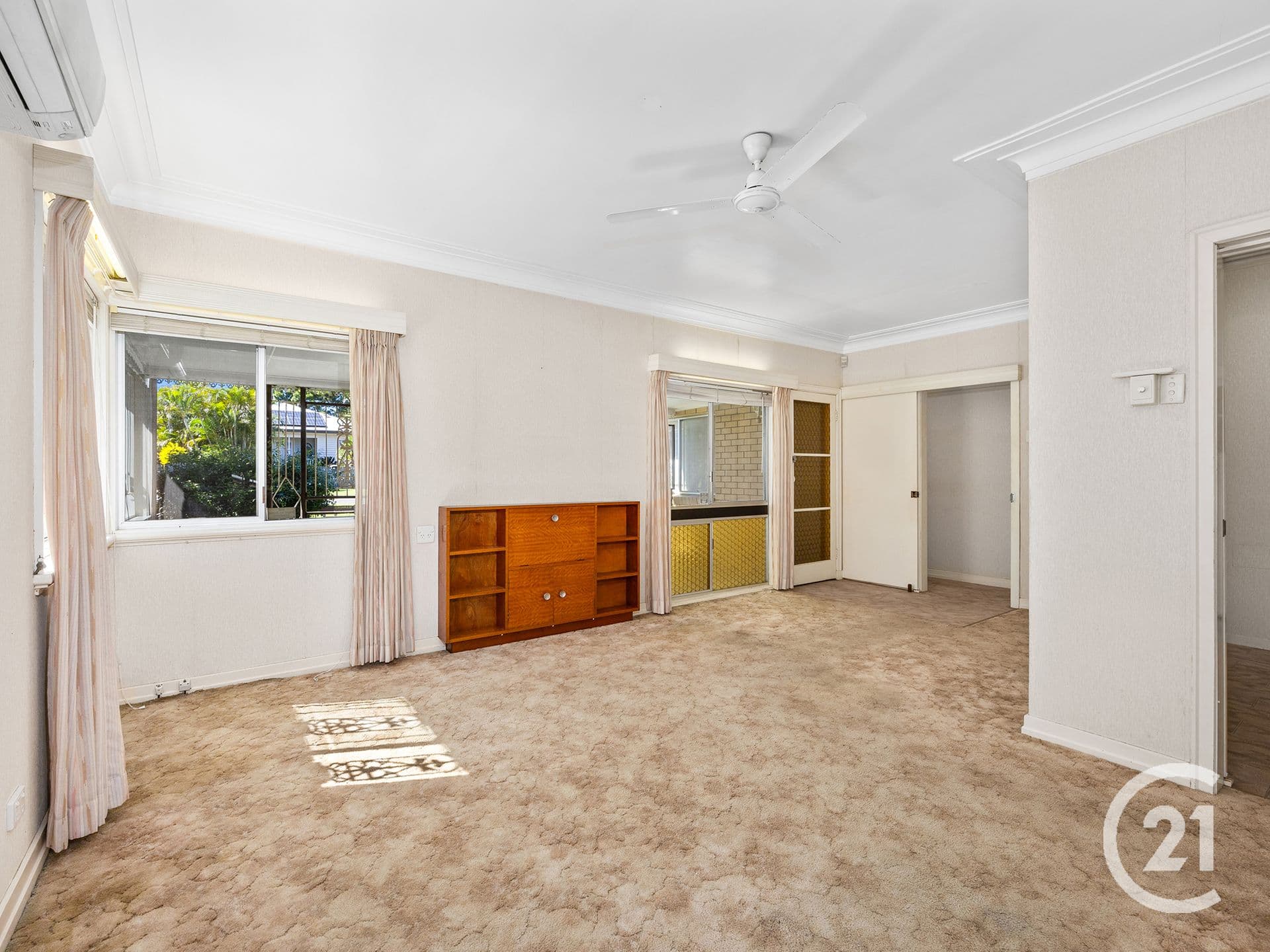 45 Dwyer Street, Silkstone, QLD, 4304, Silkstone - Thumbnail 6